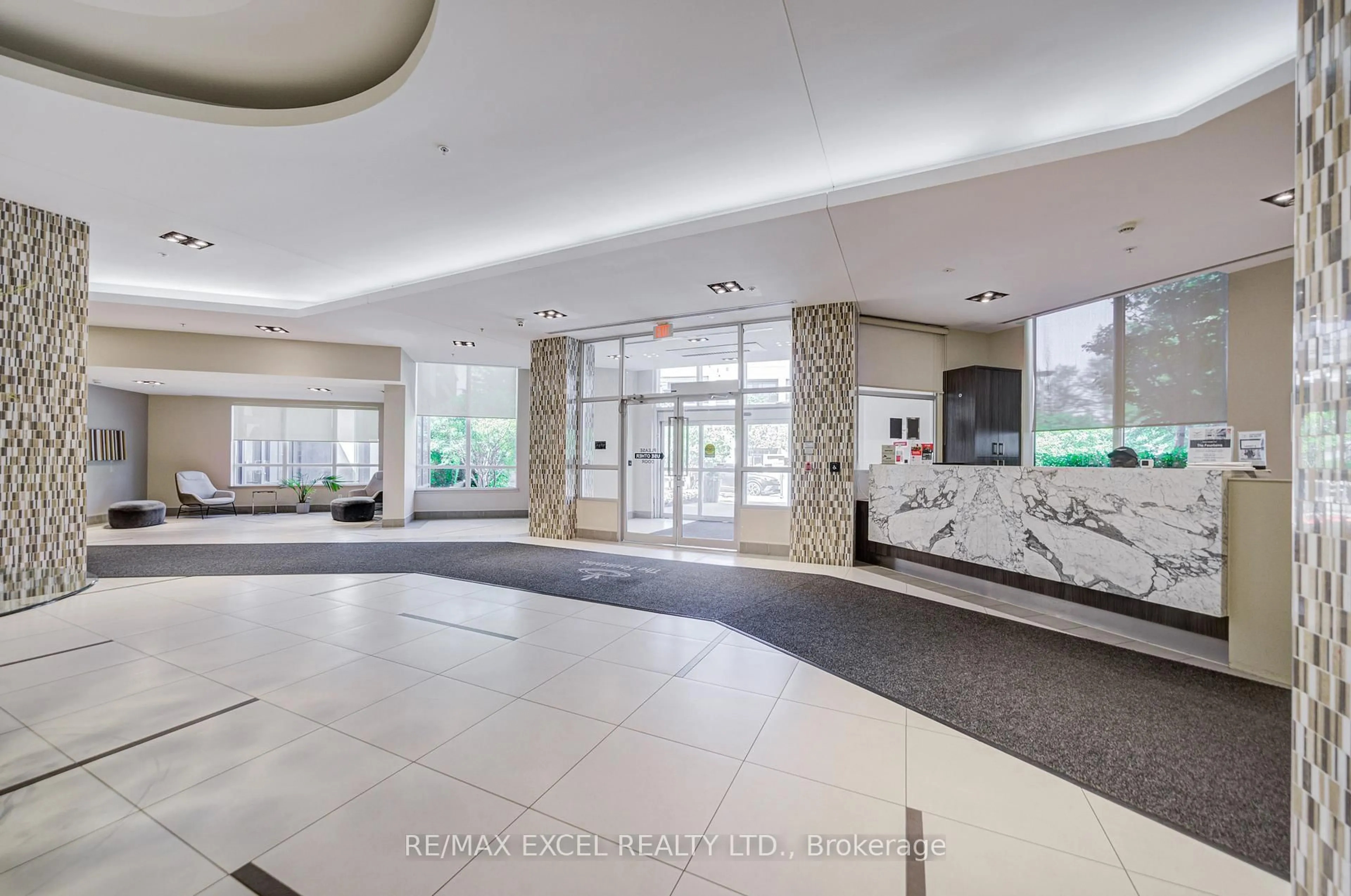 Lobby for 85 North Park Rd #705, Vaughan Ontario L4J 0H8