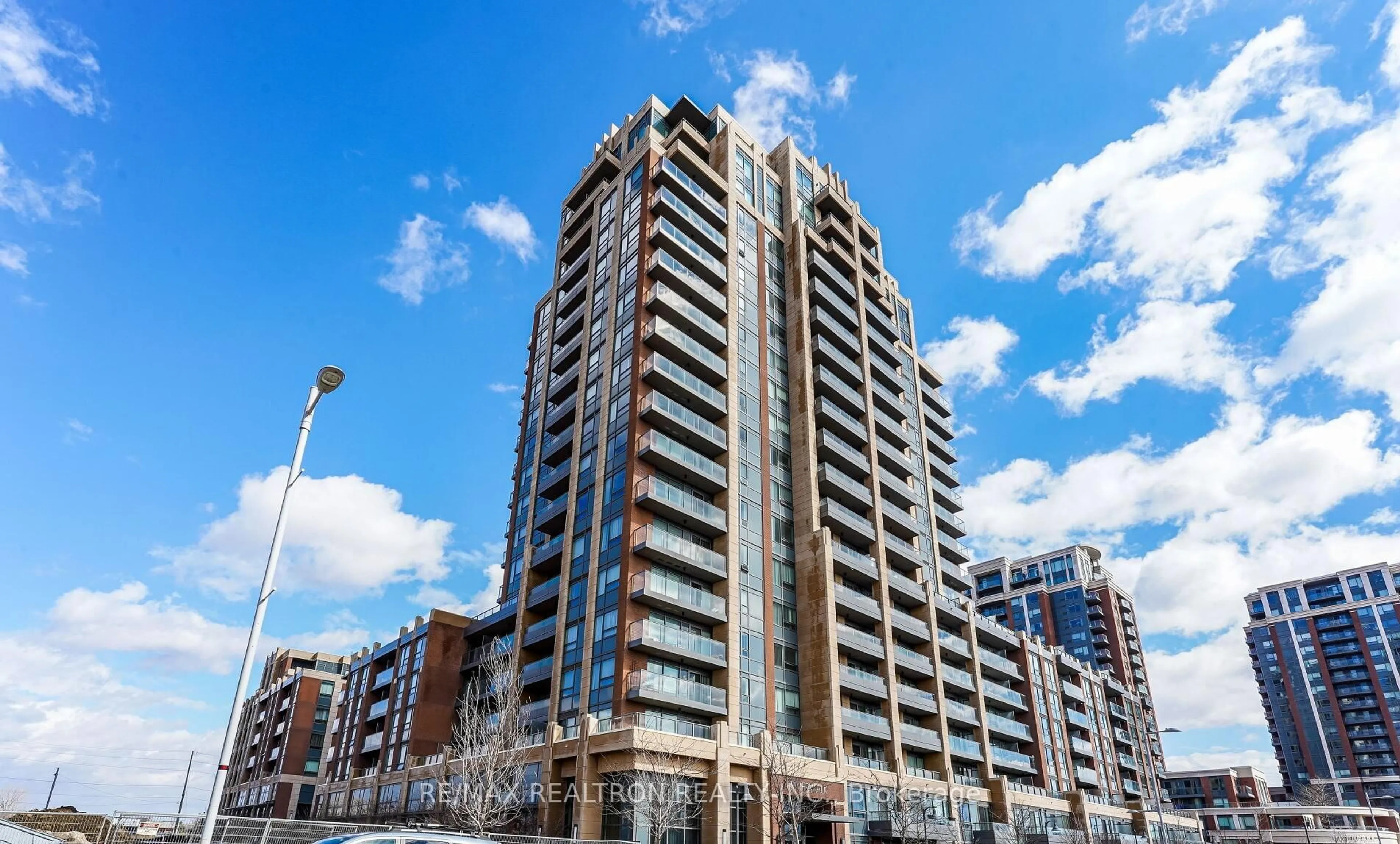 Unknown for 18 Uptown Dr #1707, Markham Ontario L3R 5M8