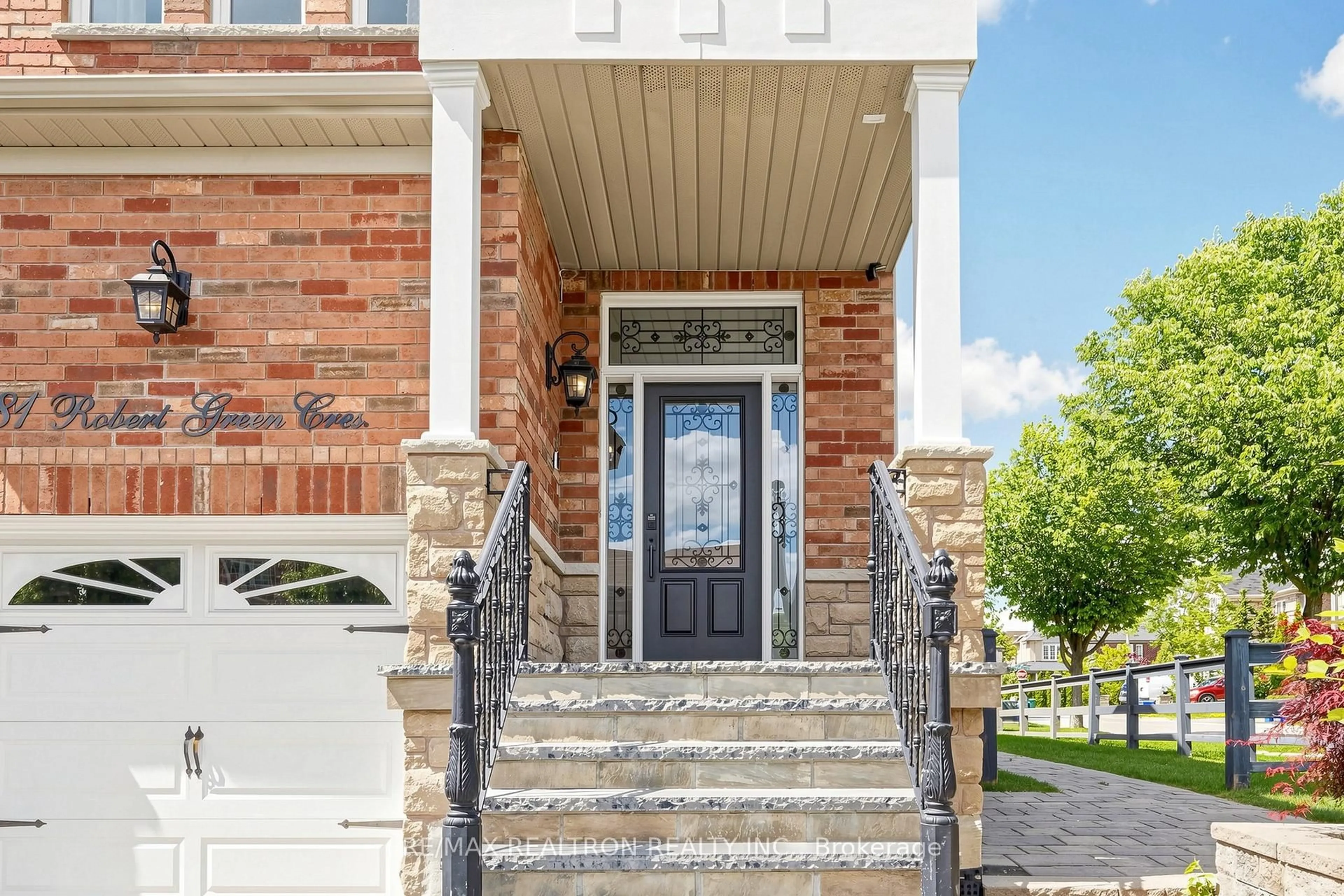 Home with brick exterior material, street for 81 Robert Green Cres, Vaughan Ontario L6A 4A9