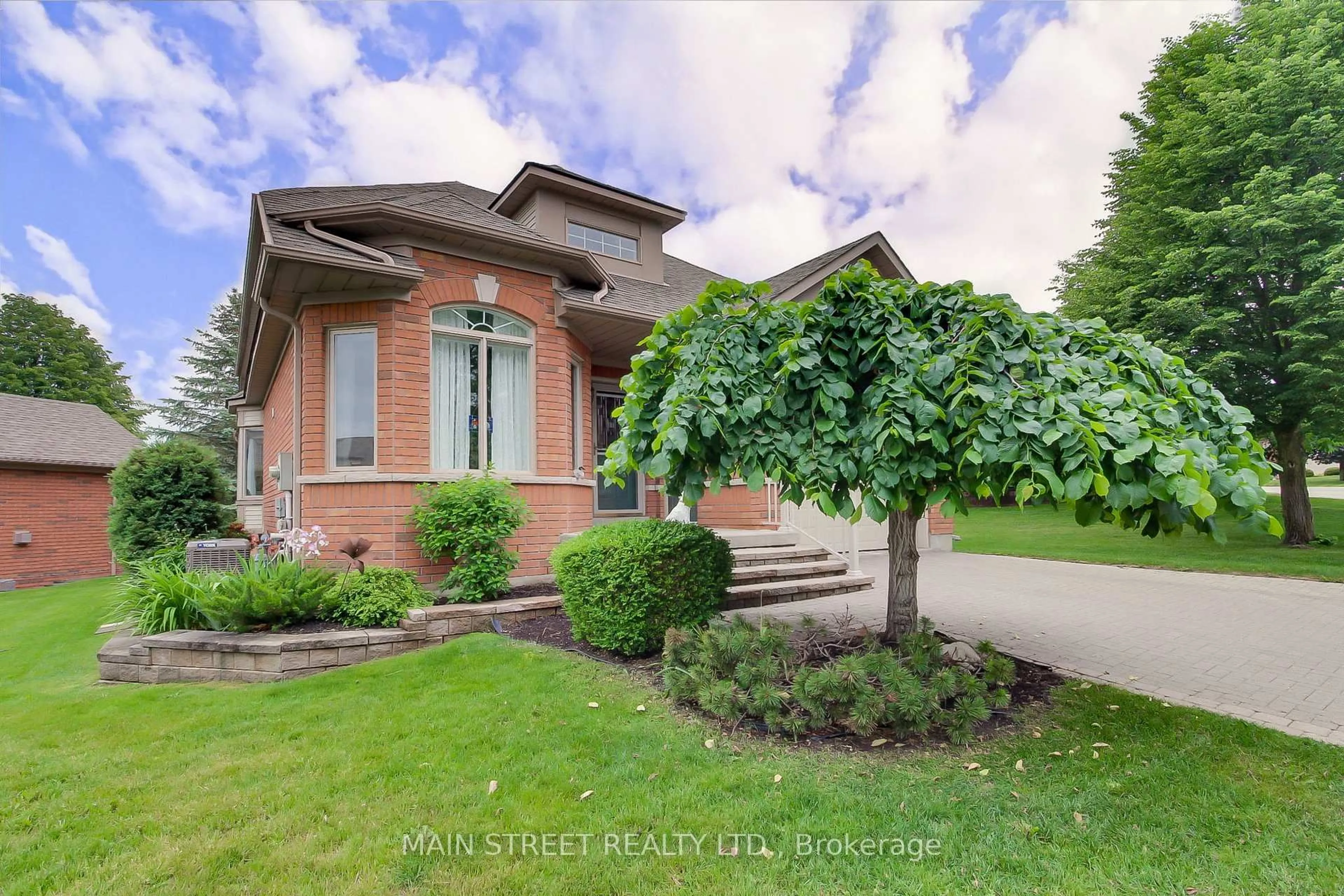 Home with brick exterior material, street for 19 Napa Rdge #24, New Tecumseth Ontario L9R 2E5