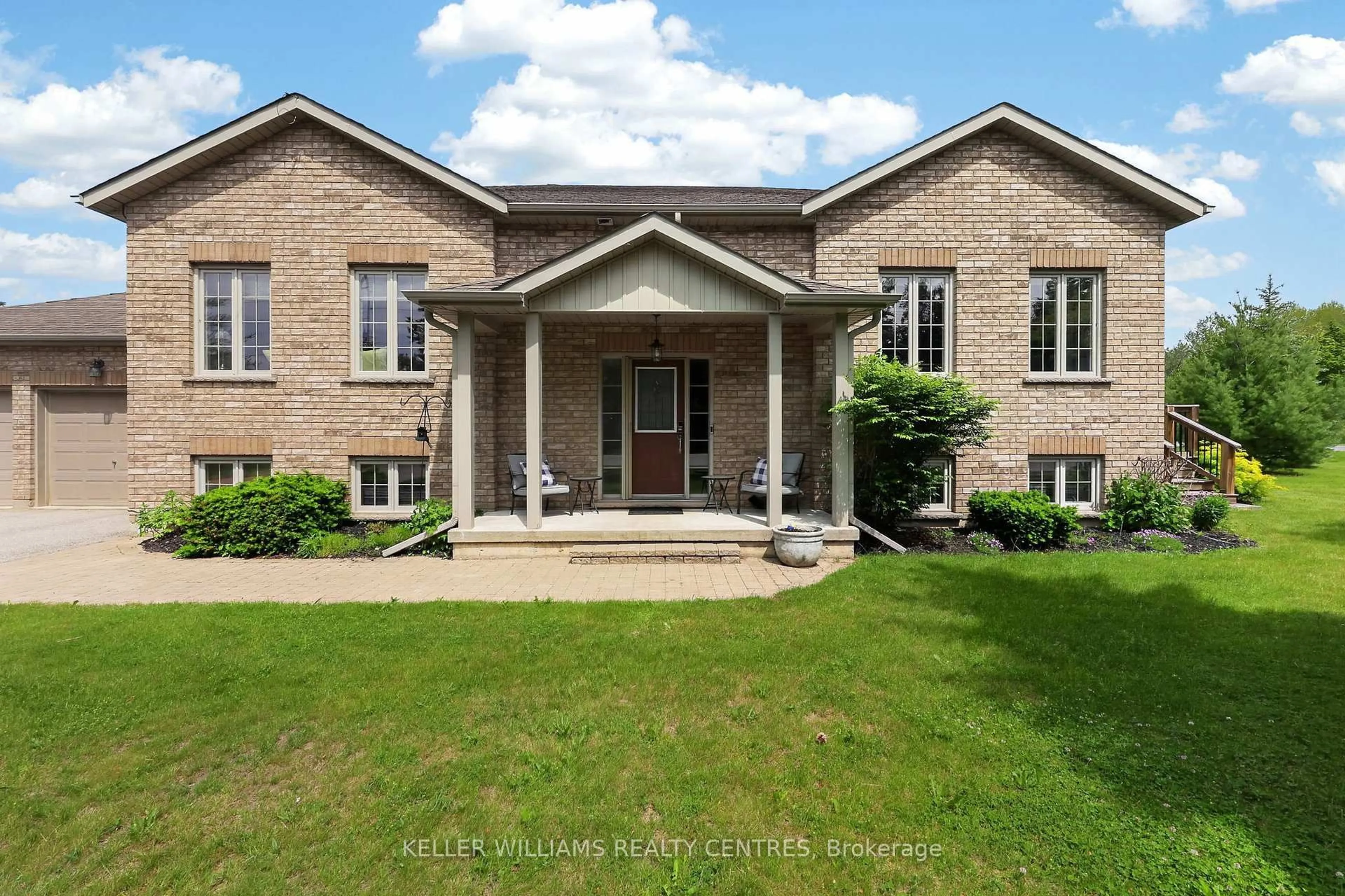 Home with brick exterior material, street for 1655 St. John's Rd, Innisfil Ontario L9S 1S5