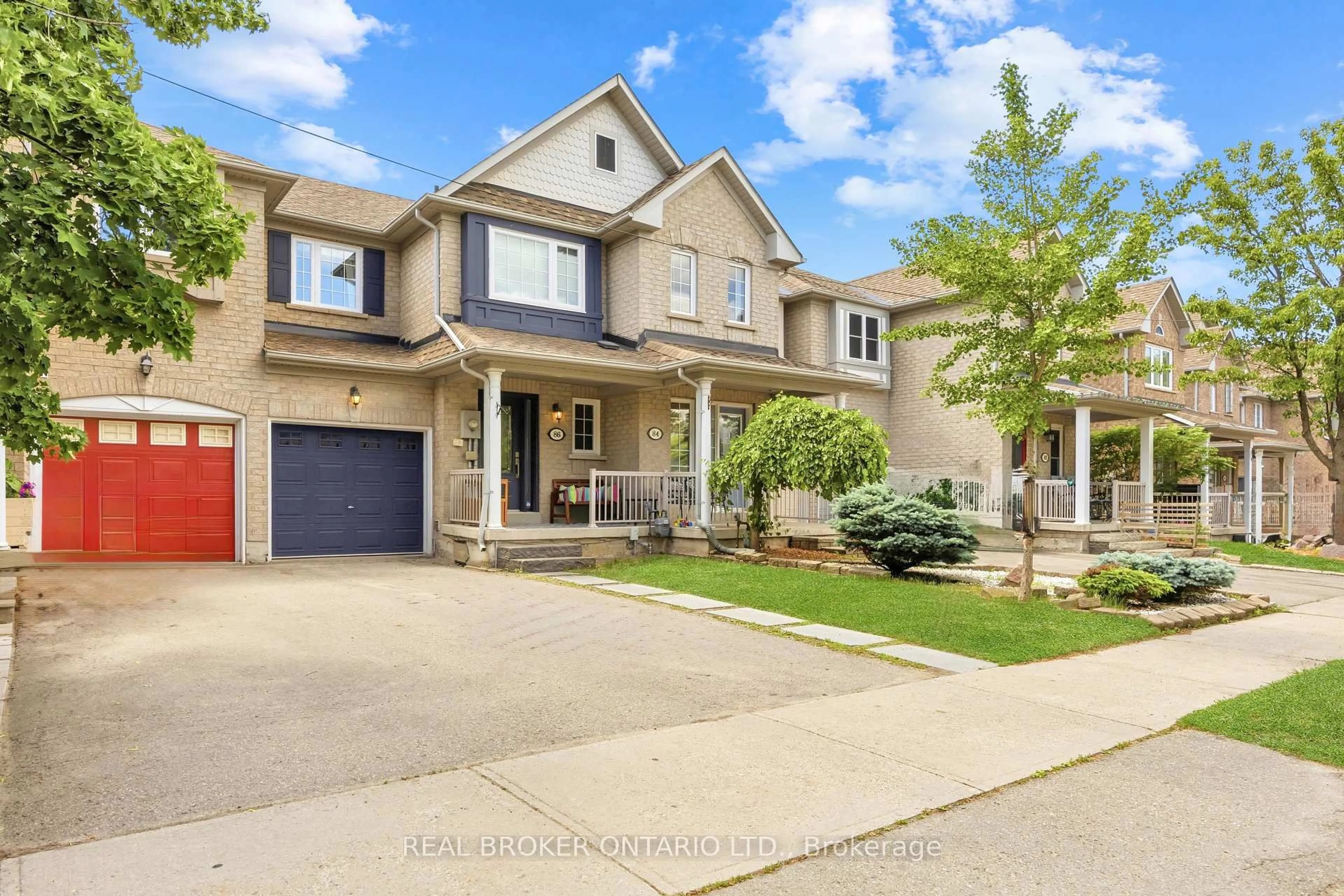 Home with brick exterior material, street for 86 Coleridge Dr, Newmarket Ontario L3X 2T5