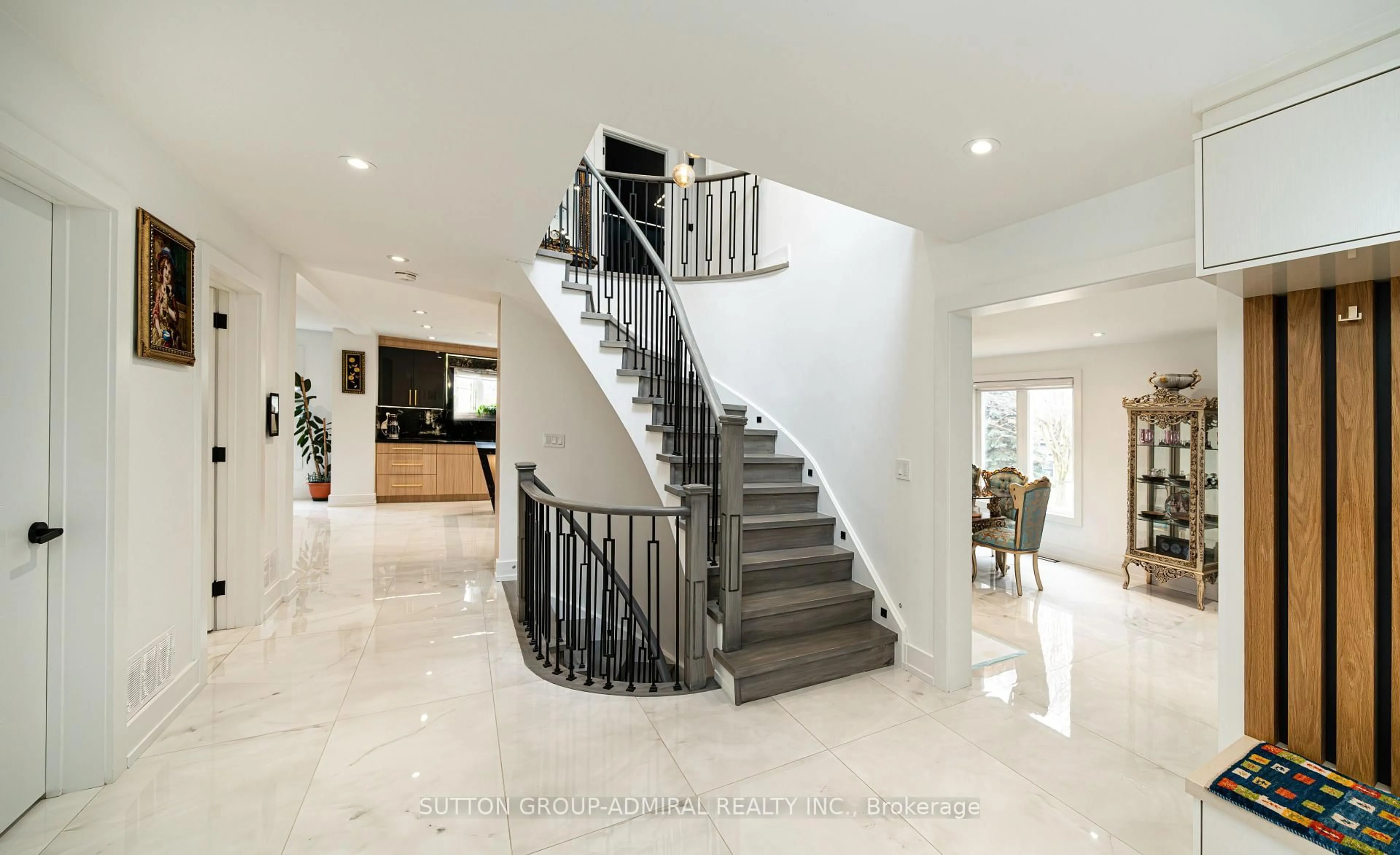 Stairs for 60 Maple Way, East Gwillimbury Ontario L0G 1V0