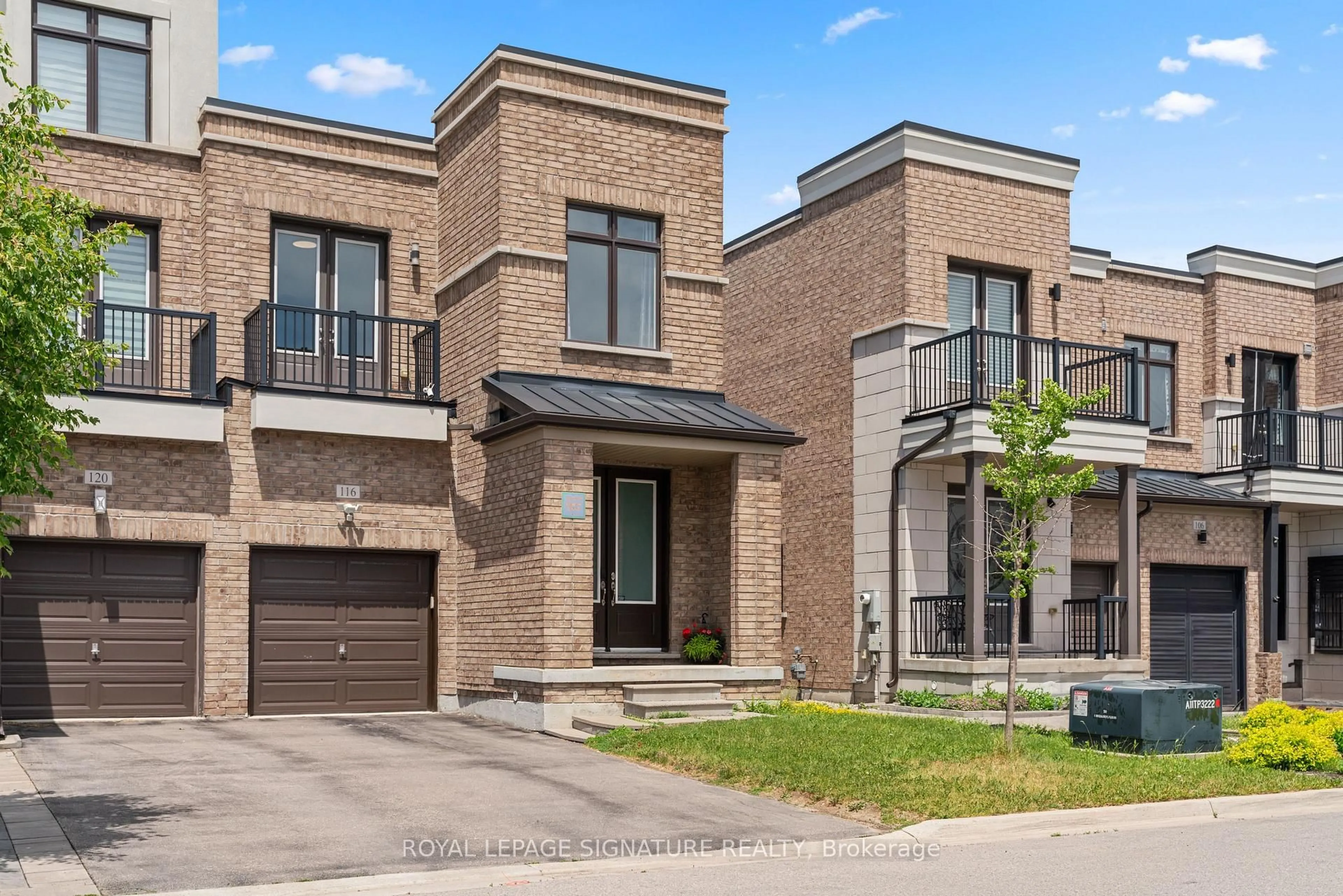 Home with brick exterior material, street for 116 Elyse Crt, Aurora Ontario L4G 2C9