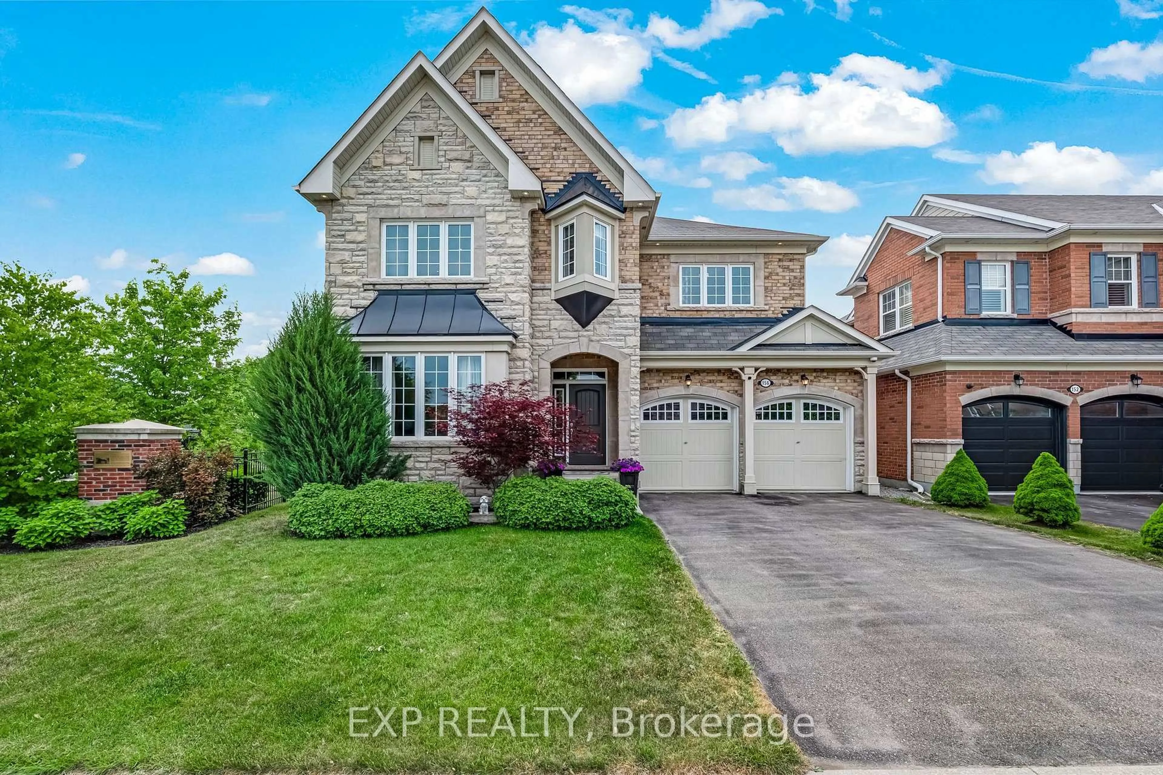 Home with brick exterior material, street for 156 Degraaf Cres, Aurora Ontario L4G 0X2