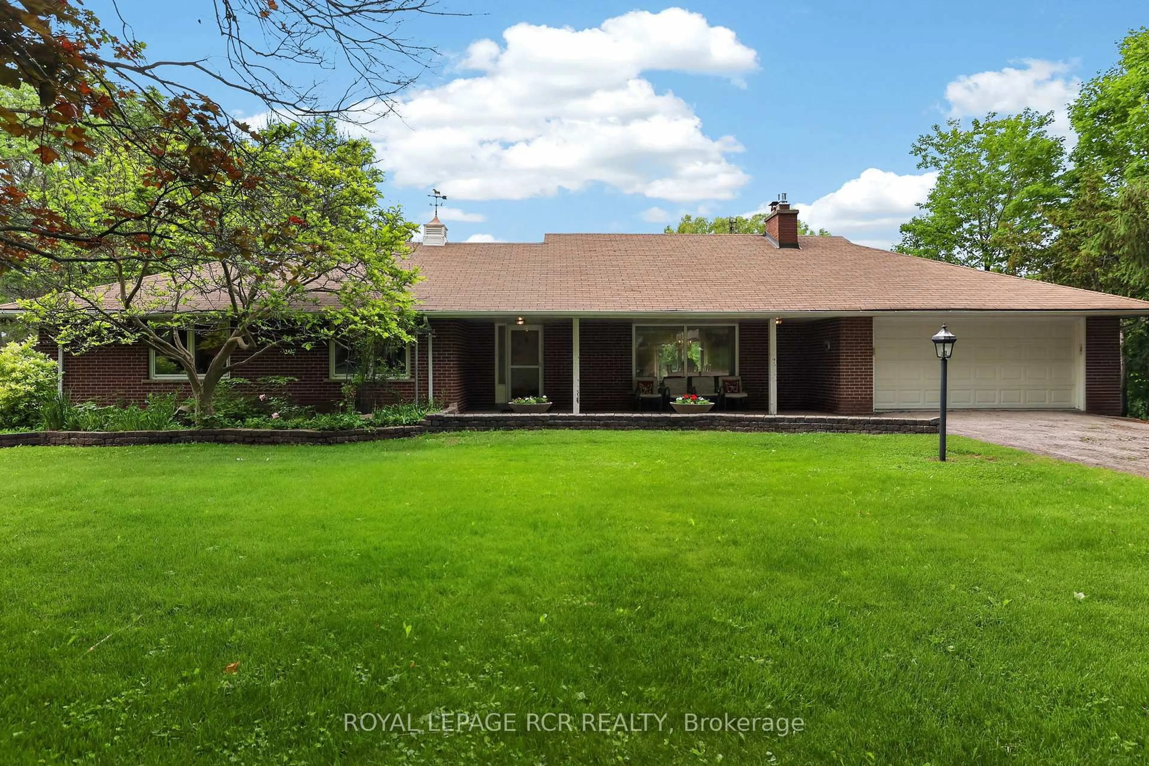 A pic from outside/outdoor area/front of a property/back of a property/a pic from drone, street for 3410 19th Sdrd, King Ontario L0G 1J0
