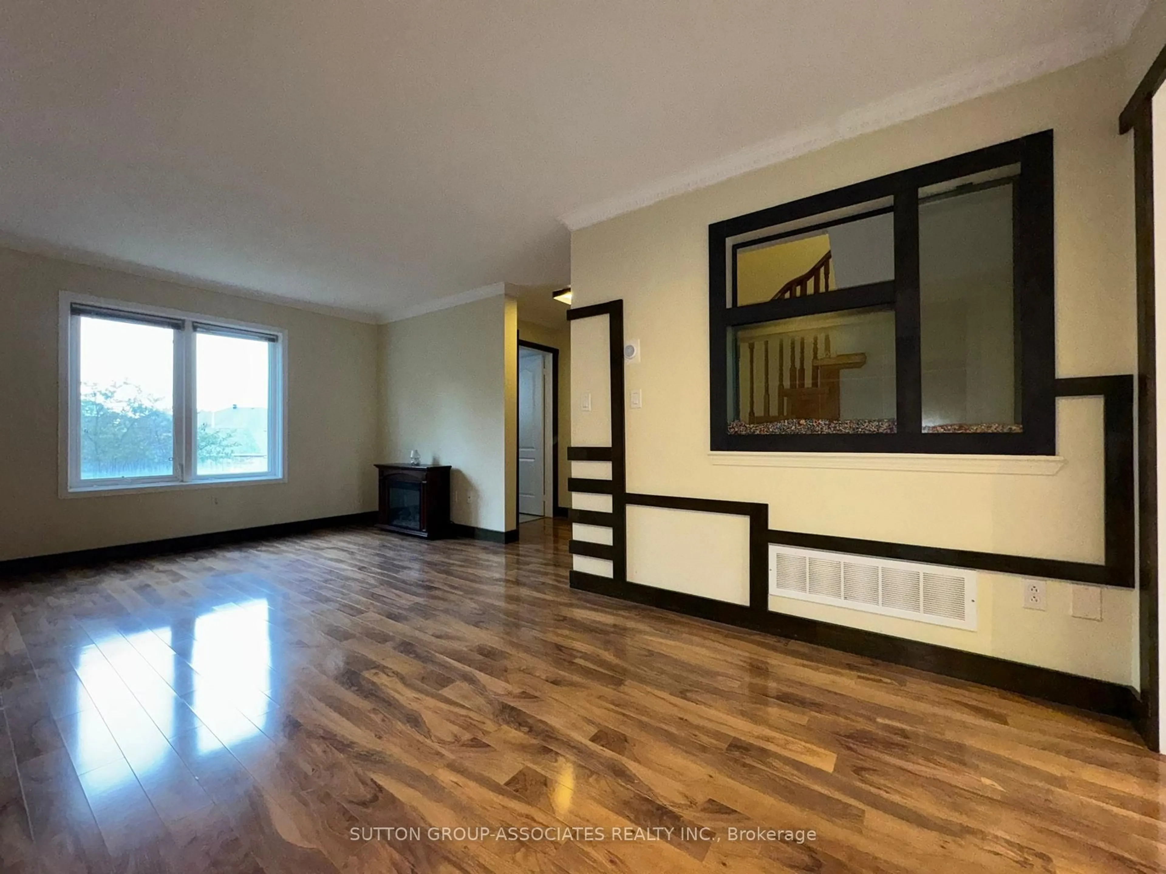 Unknown for 11 Nakina Way, Markham Ontario L3R 5Y7