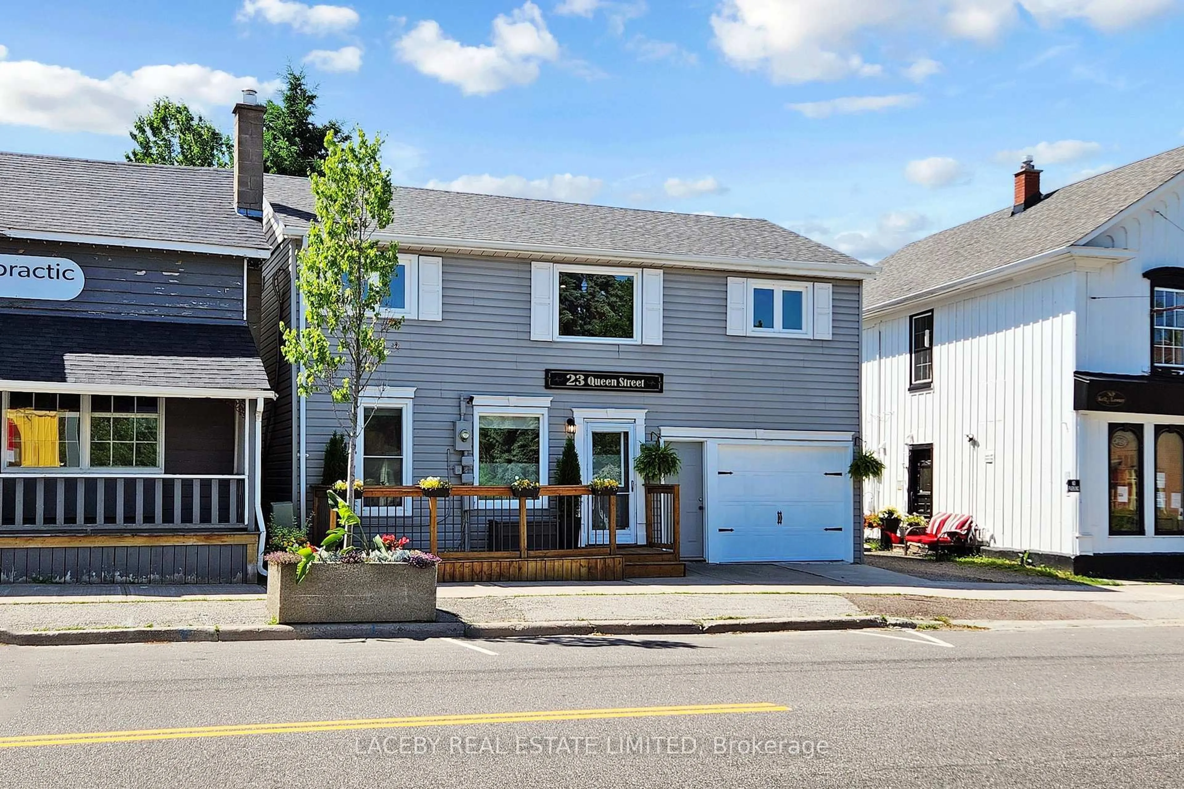 Unknown for 23 Queen St, Innisfil Ontario L0L 1L0