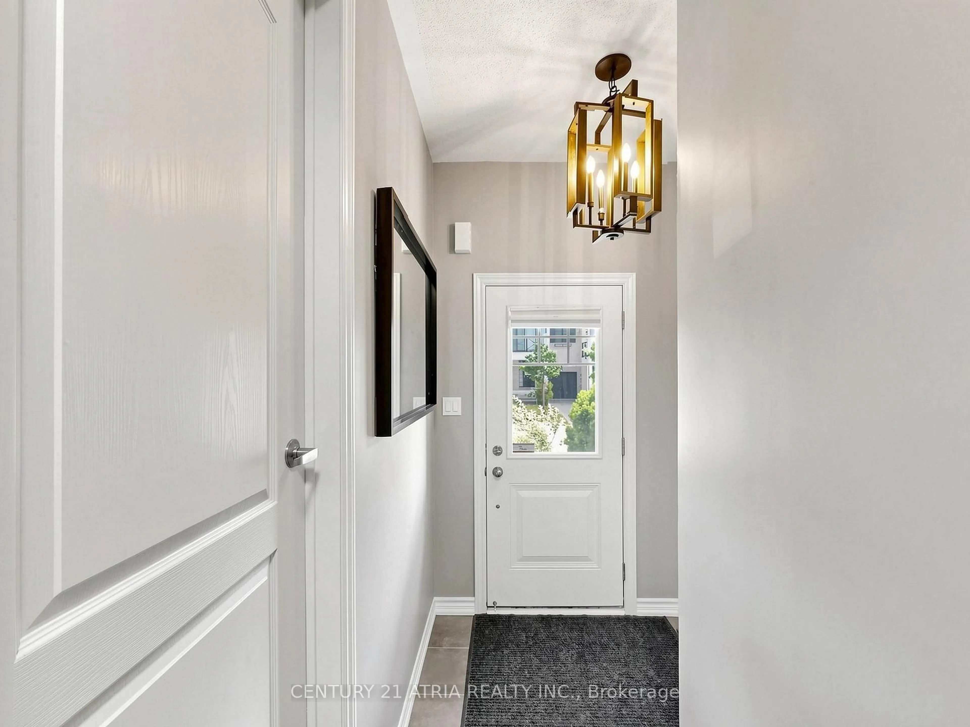 Indoor entryway for 79 Boadway Cres, Whitchurch-Stouffville Ontario L4A 1Y1