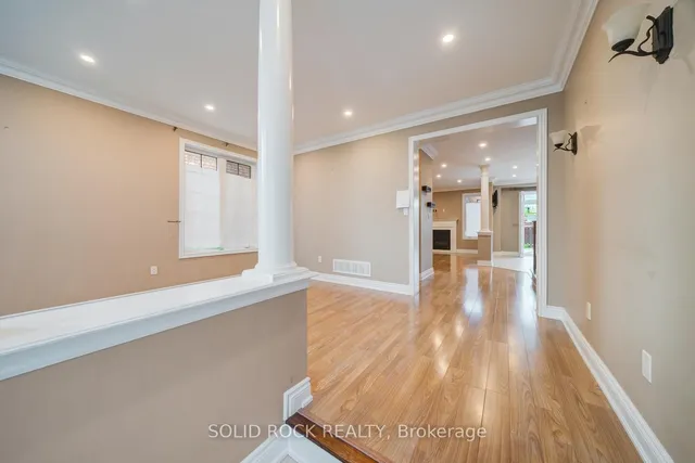 32 Albert Roffey Cres, Markham 4