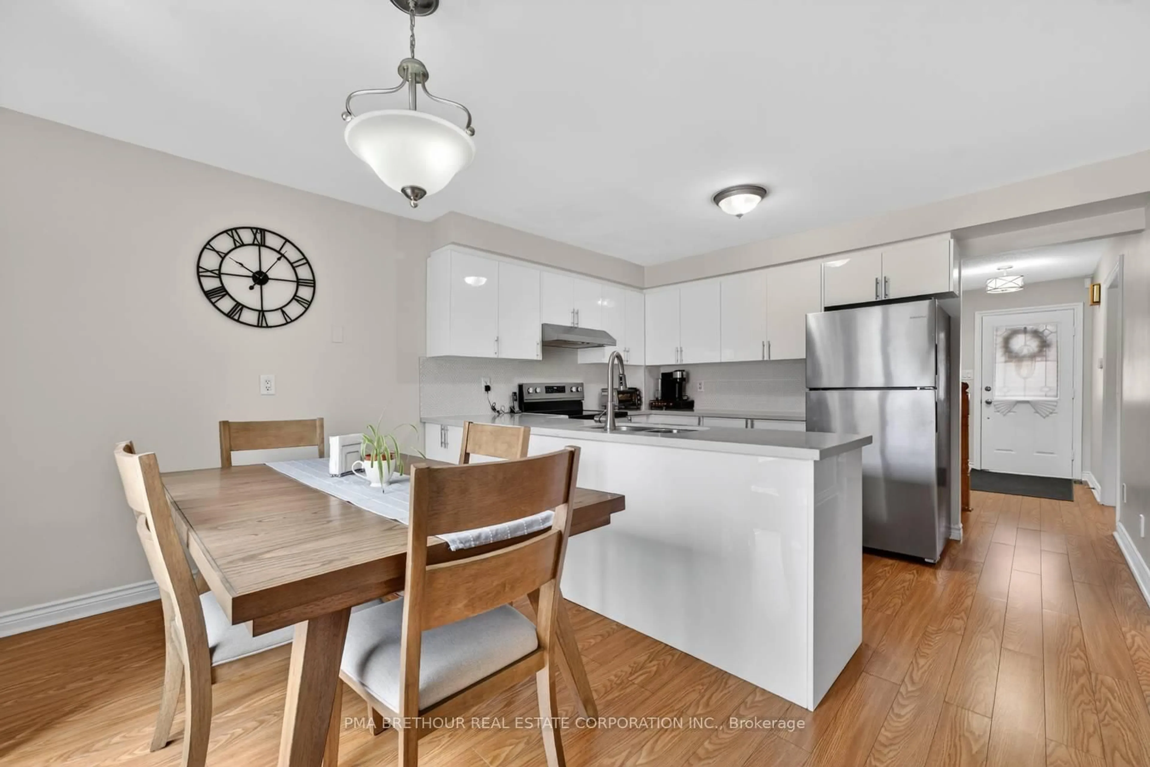 Open concept kitchen, wood/laminate floor for 50 Patna Cres, Vaughan Ontario L6A 1N6