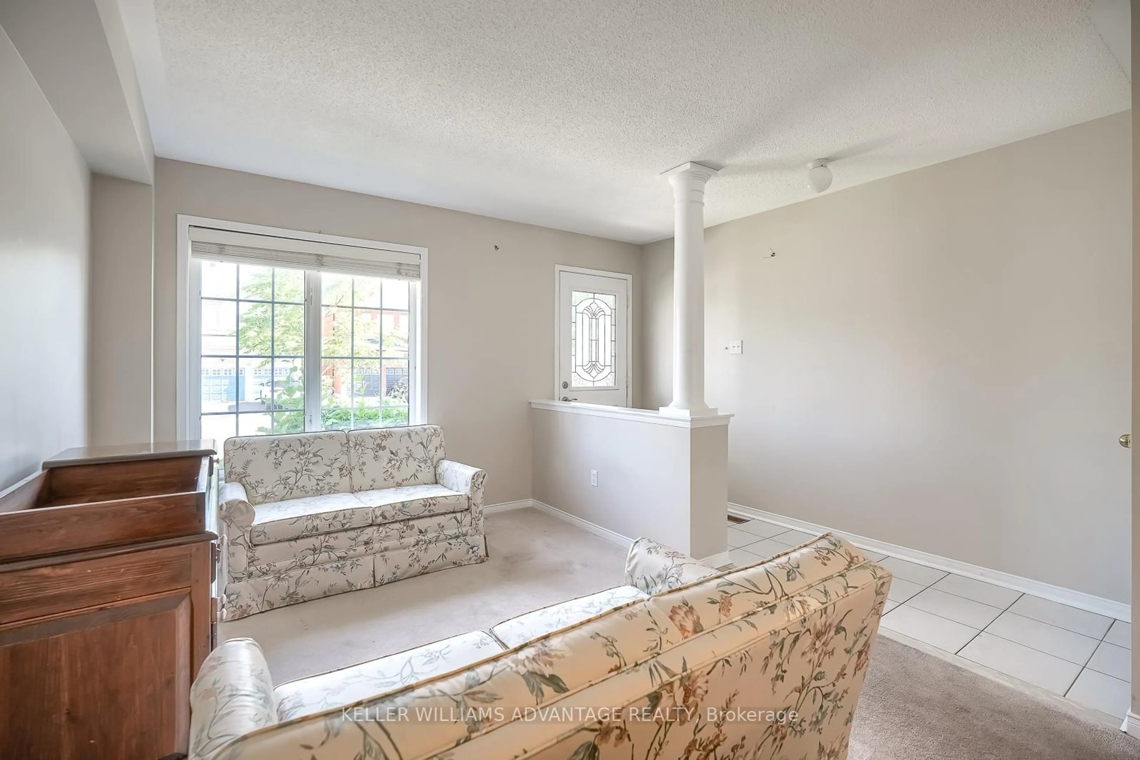 Living room with furniture, unknown for 312 Castlemore Ave, Markham Ontario L6C 2R5