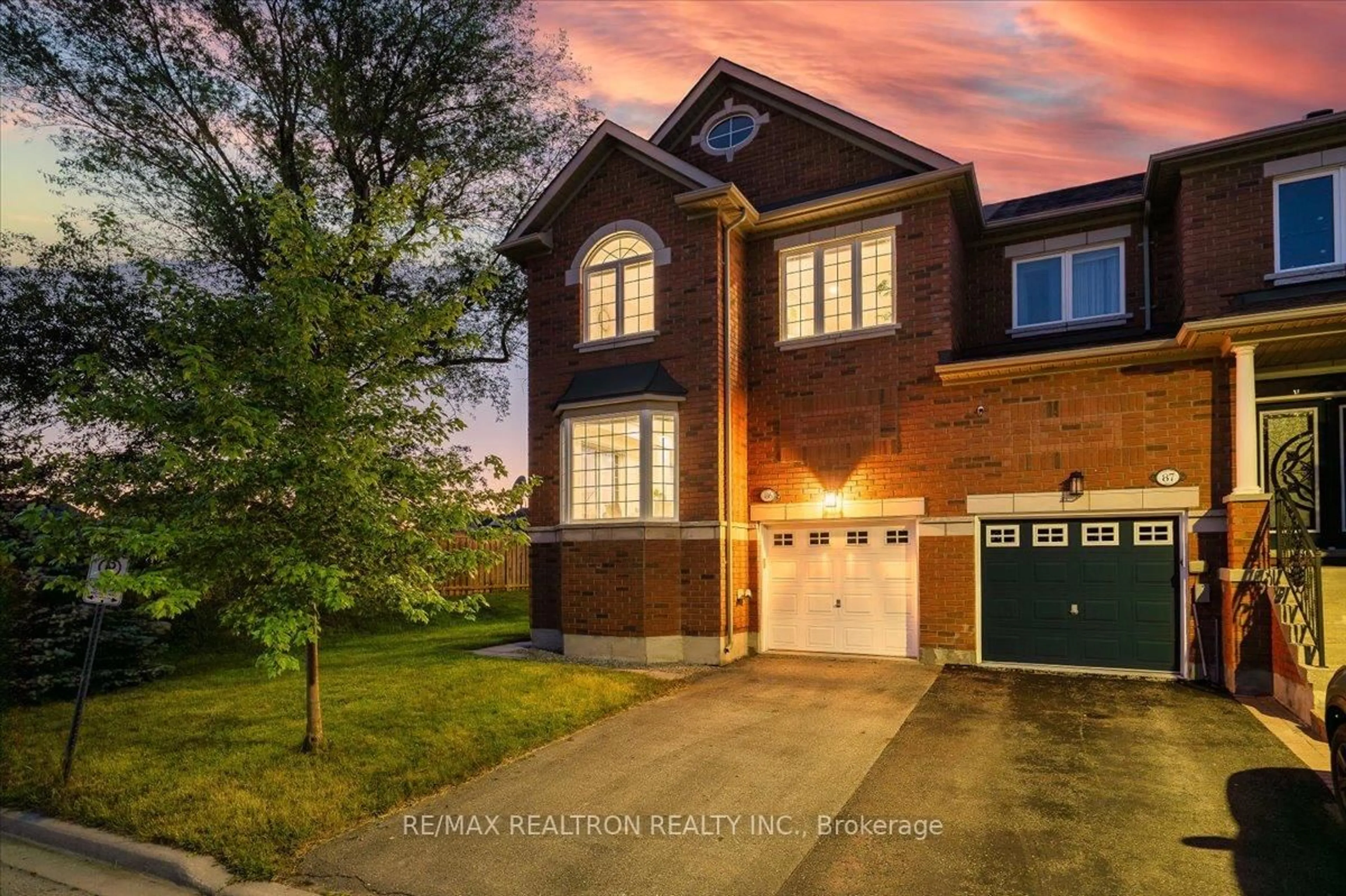 Home with brick exterior material, street for 8 Townwood Dr #86, Richmond Hill Ontario L4E 4Y3