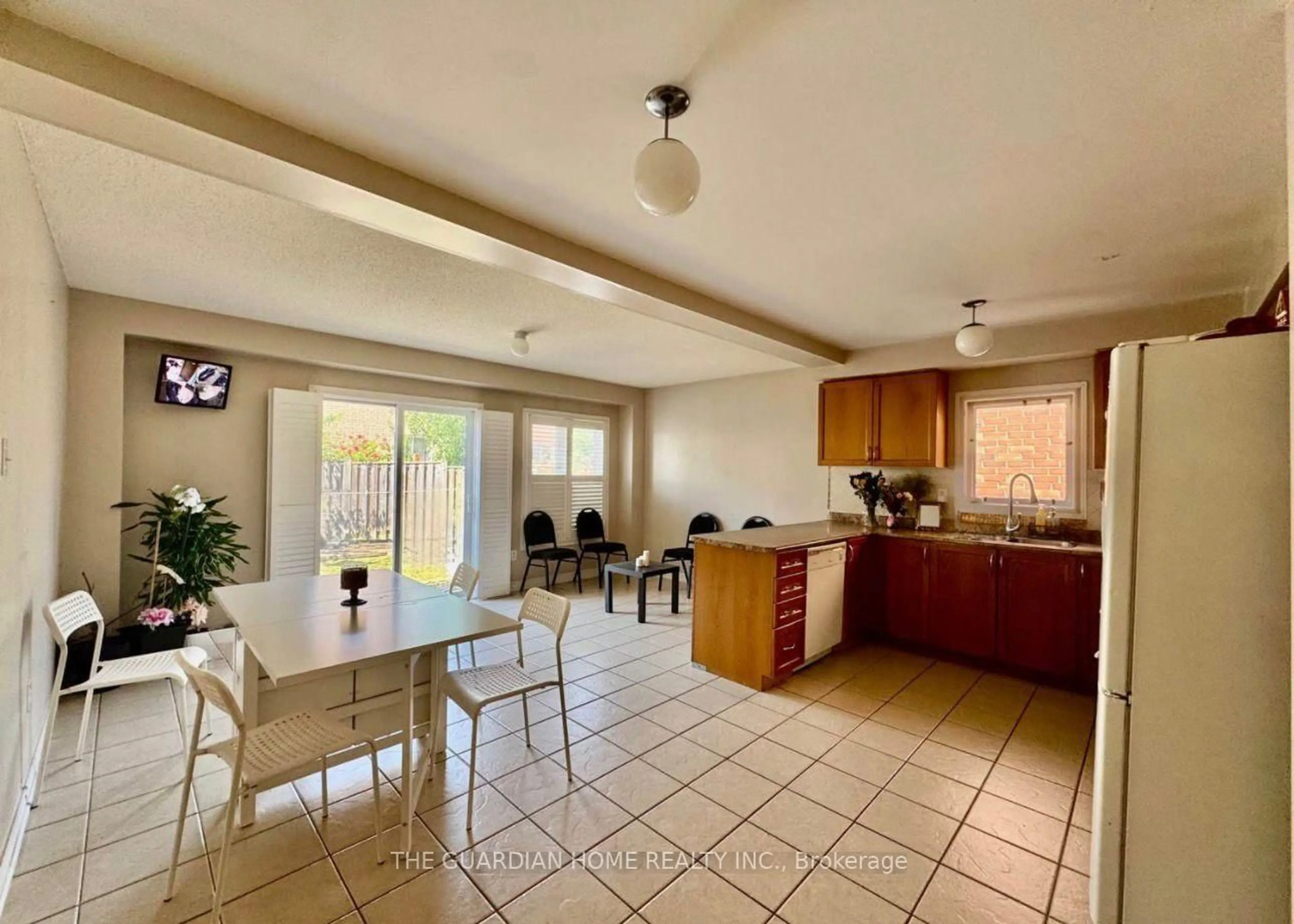 Unknown for 118 Guinevere Rd, Markham Ontario L3S 4V2