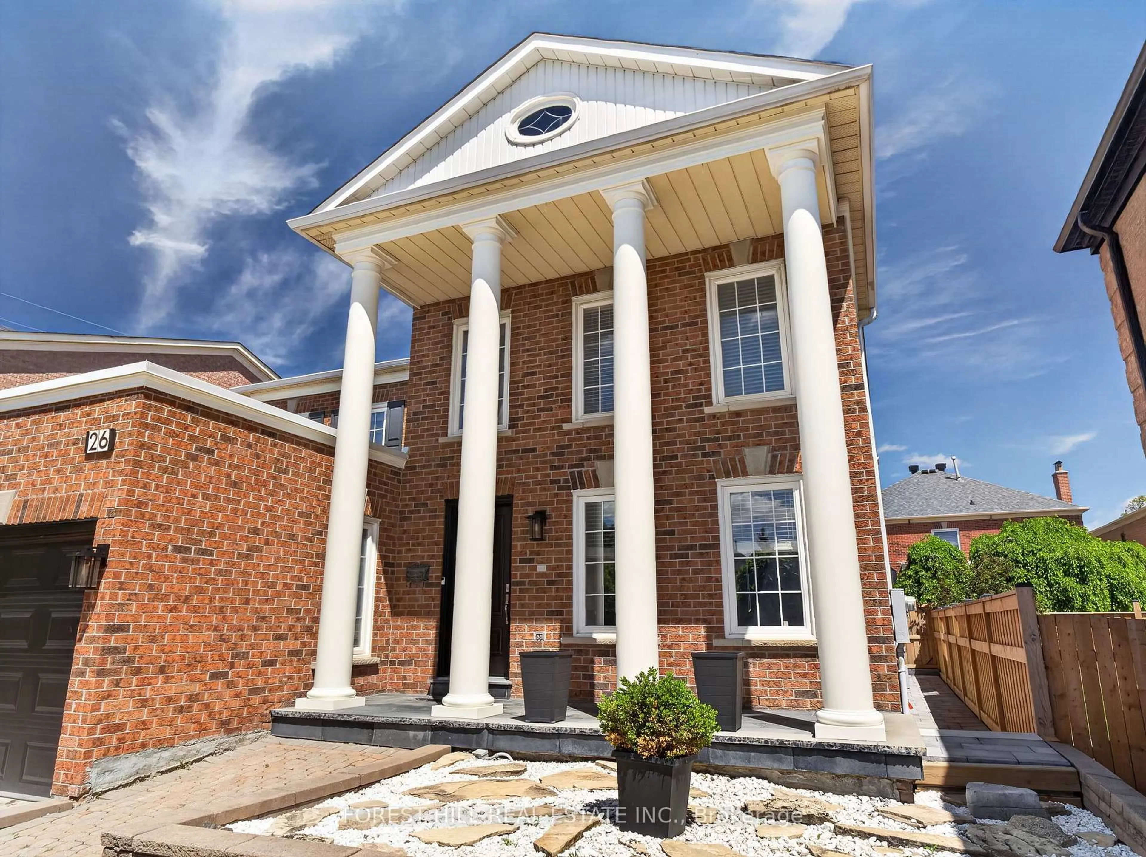 Home with brick exterior material, street for 26 Cowles Crt, Richmond Hill Ontario L4C 9A5