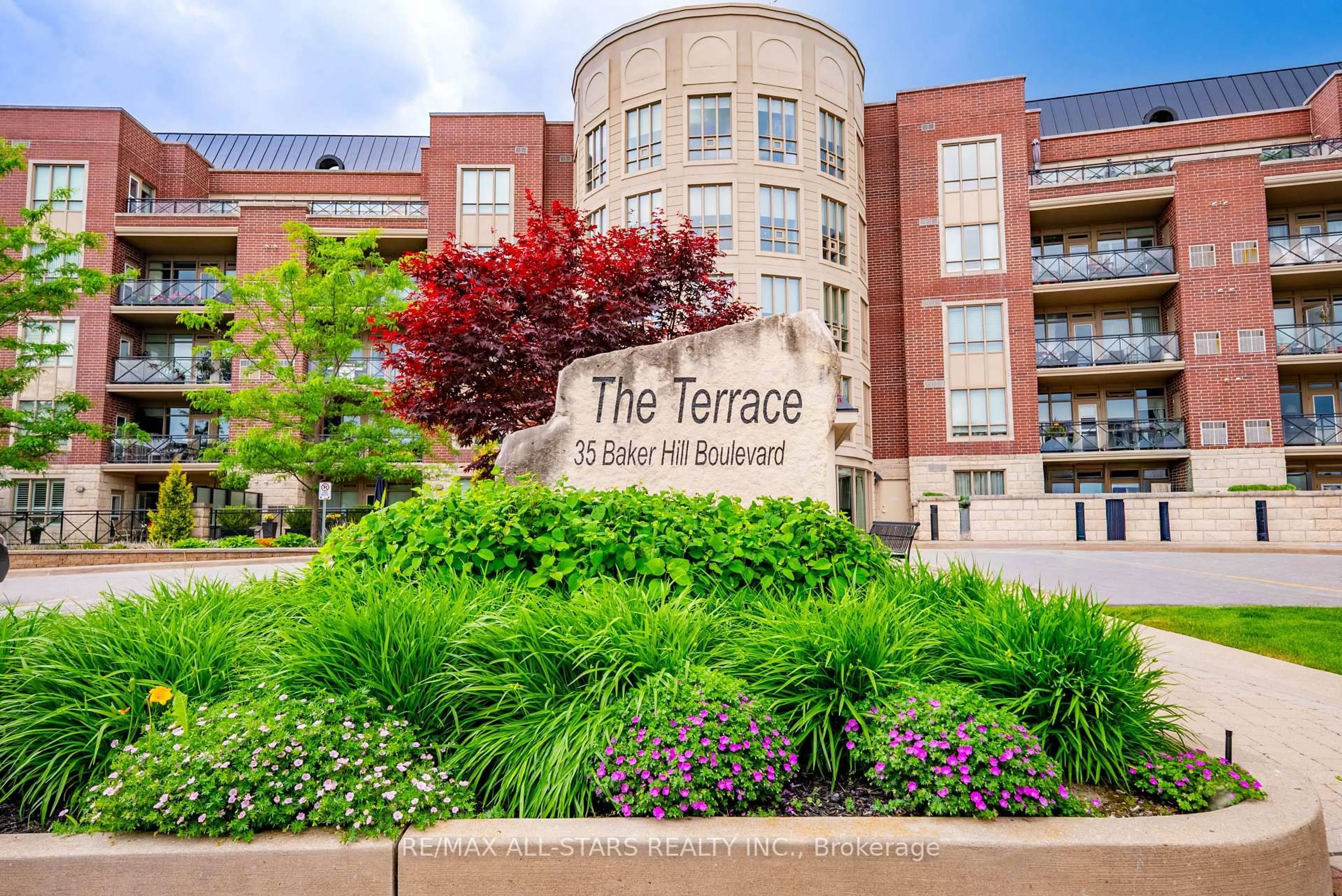 Unknown for 35 Baker Hill Blvd #218, Whitchurch-Stouffville Ontario L4A 1P8