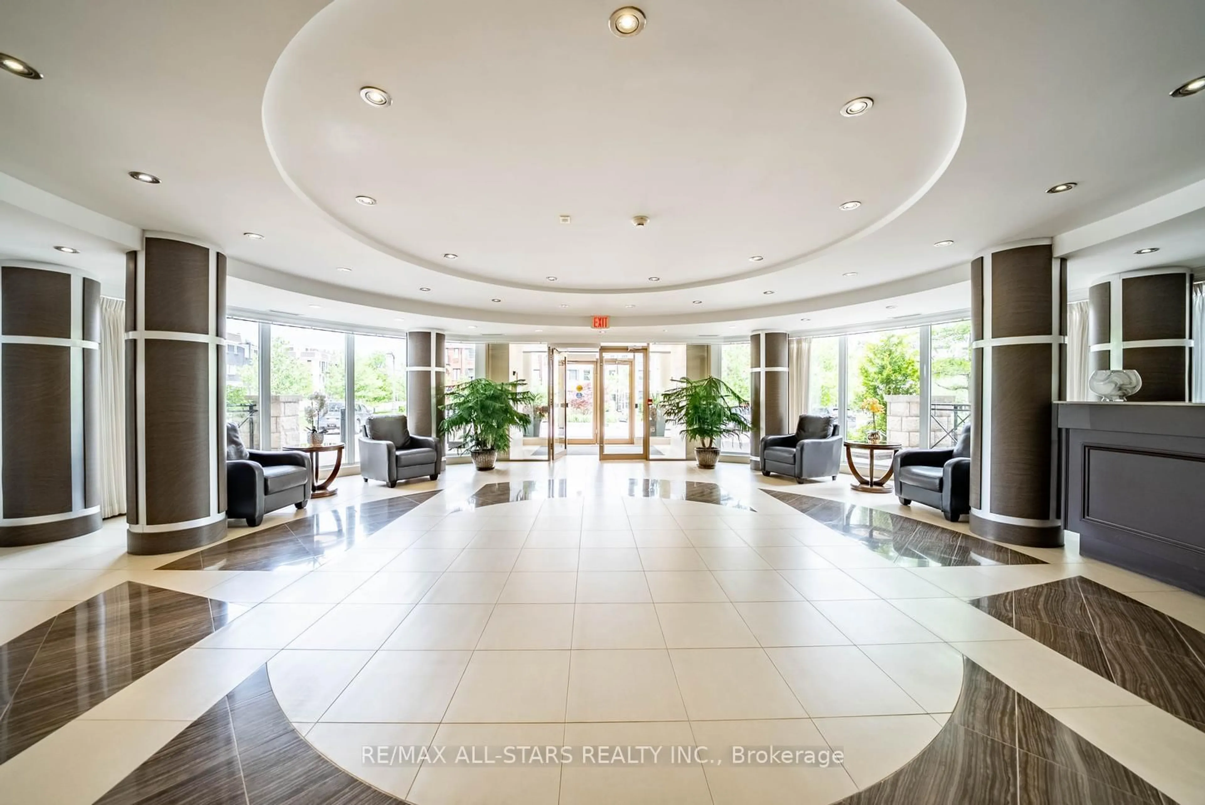 Lobby for 35 Baker Hill Blvd #218, Whitchurch-Stouffville Ontario L4A 1P8