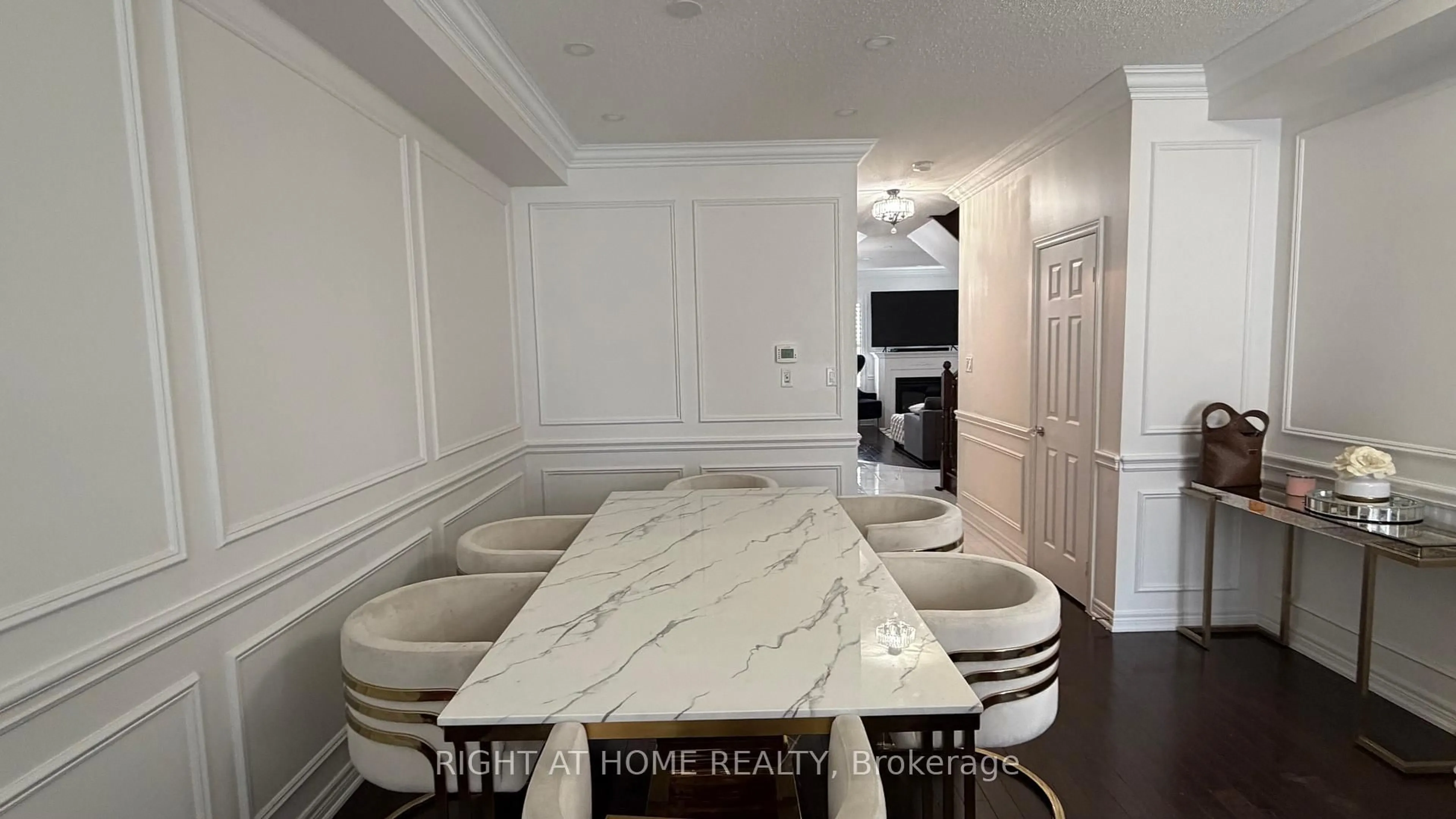 Dining room, ceramic/tile floor for 71 Betony Dr, Richmond Hill Ontario L4E 0V6