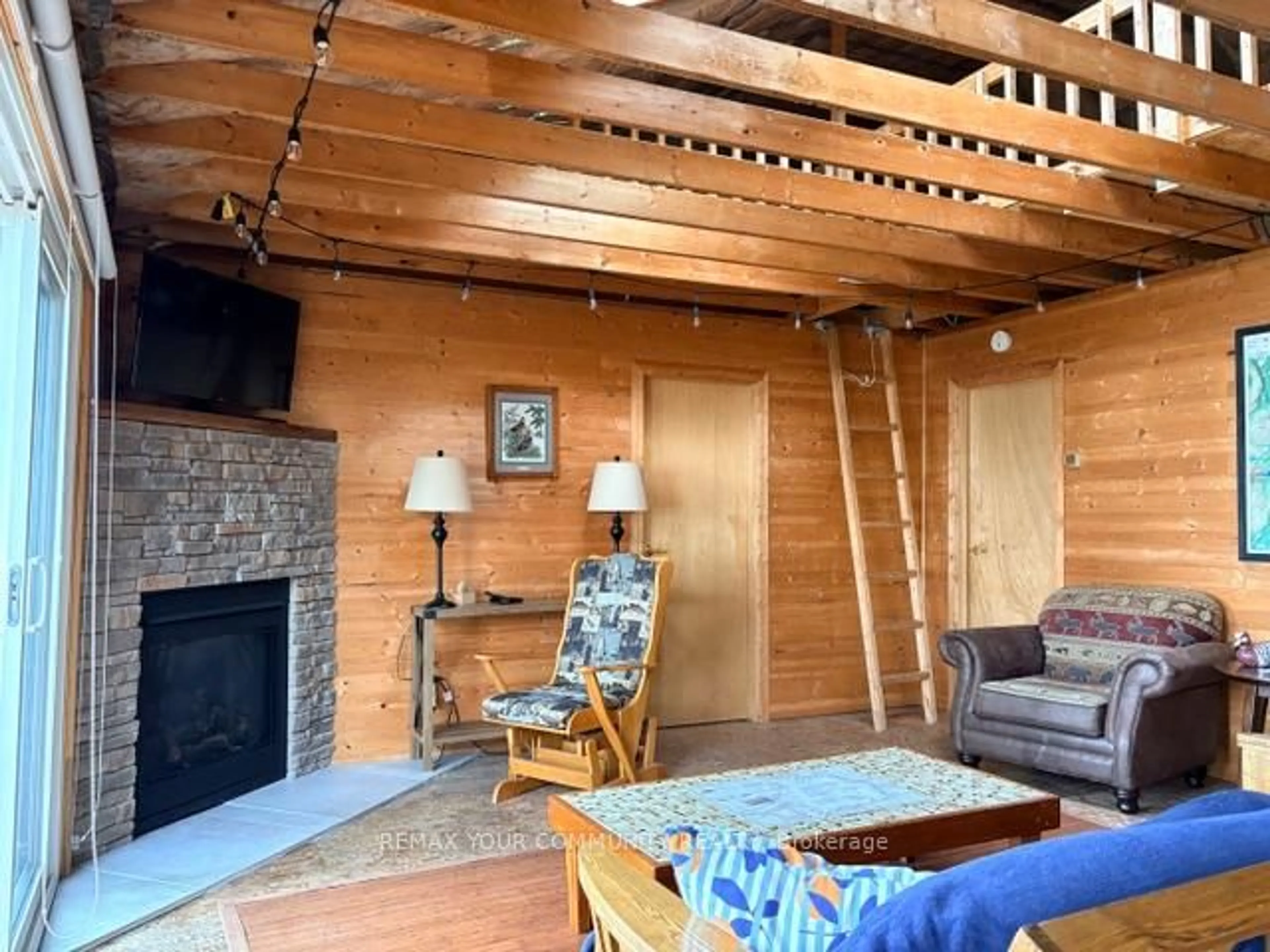 Unknown for 58 Snake Island Rd, Georgina Islands Ontario L4P 3E9