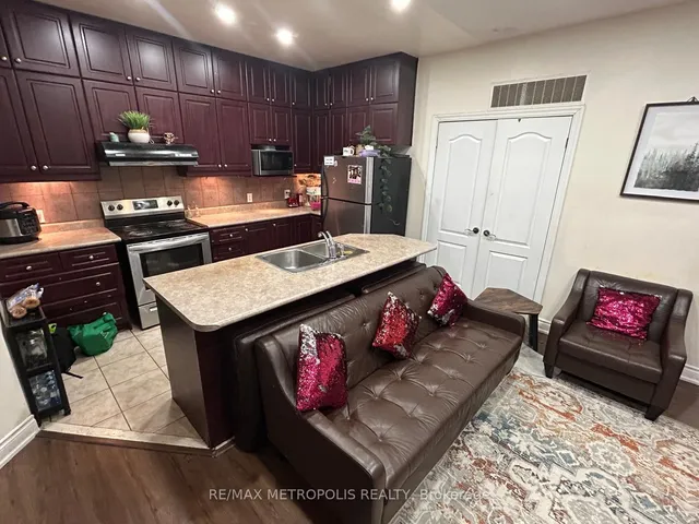 2352 Middlefield Rd #205, Markham 5