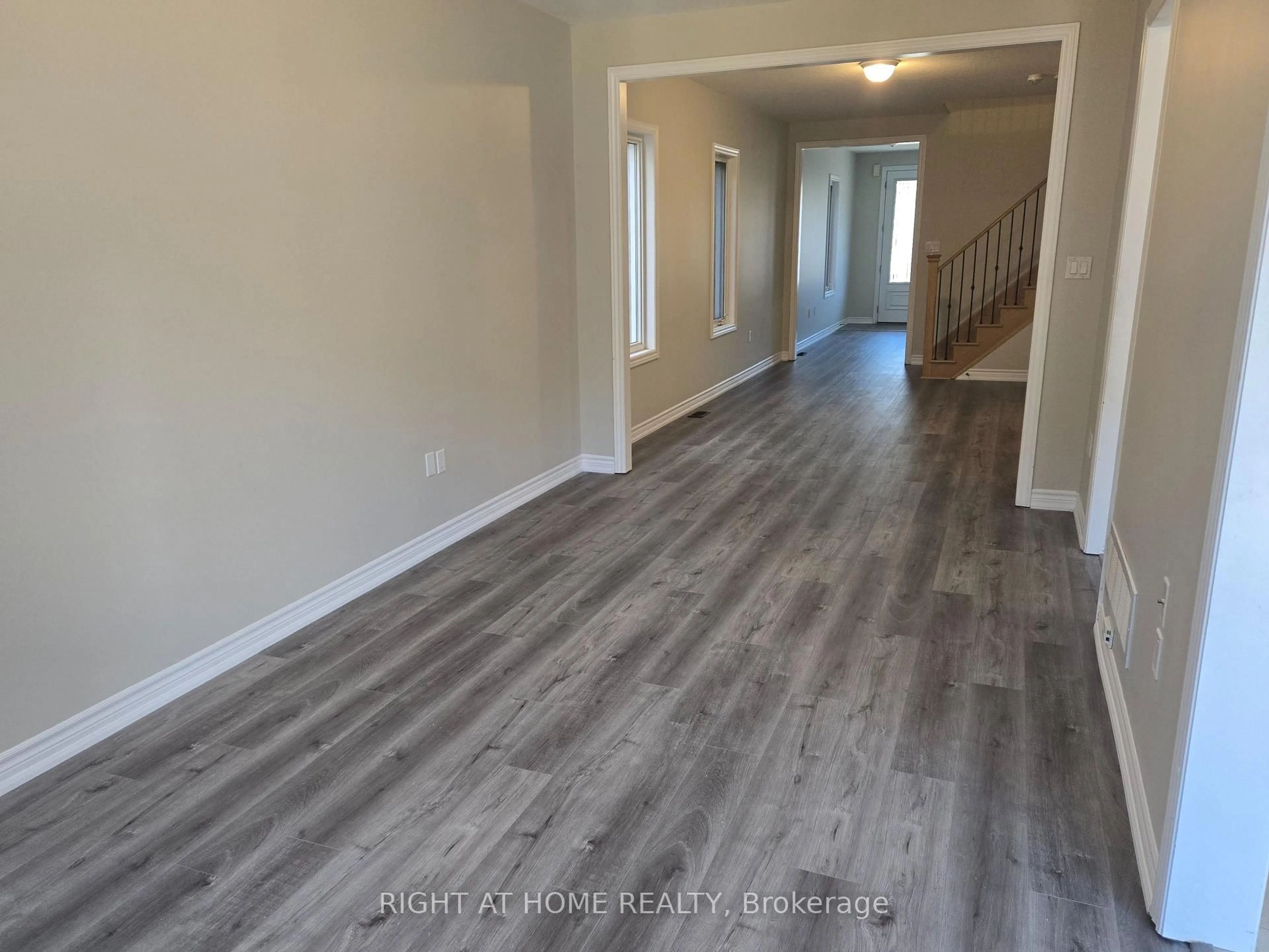 A pic of a room for 52 Holt Dr, New Tecumseth Ontario L9R 0H8