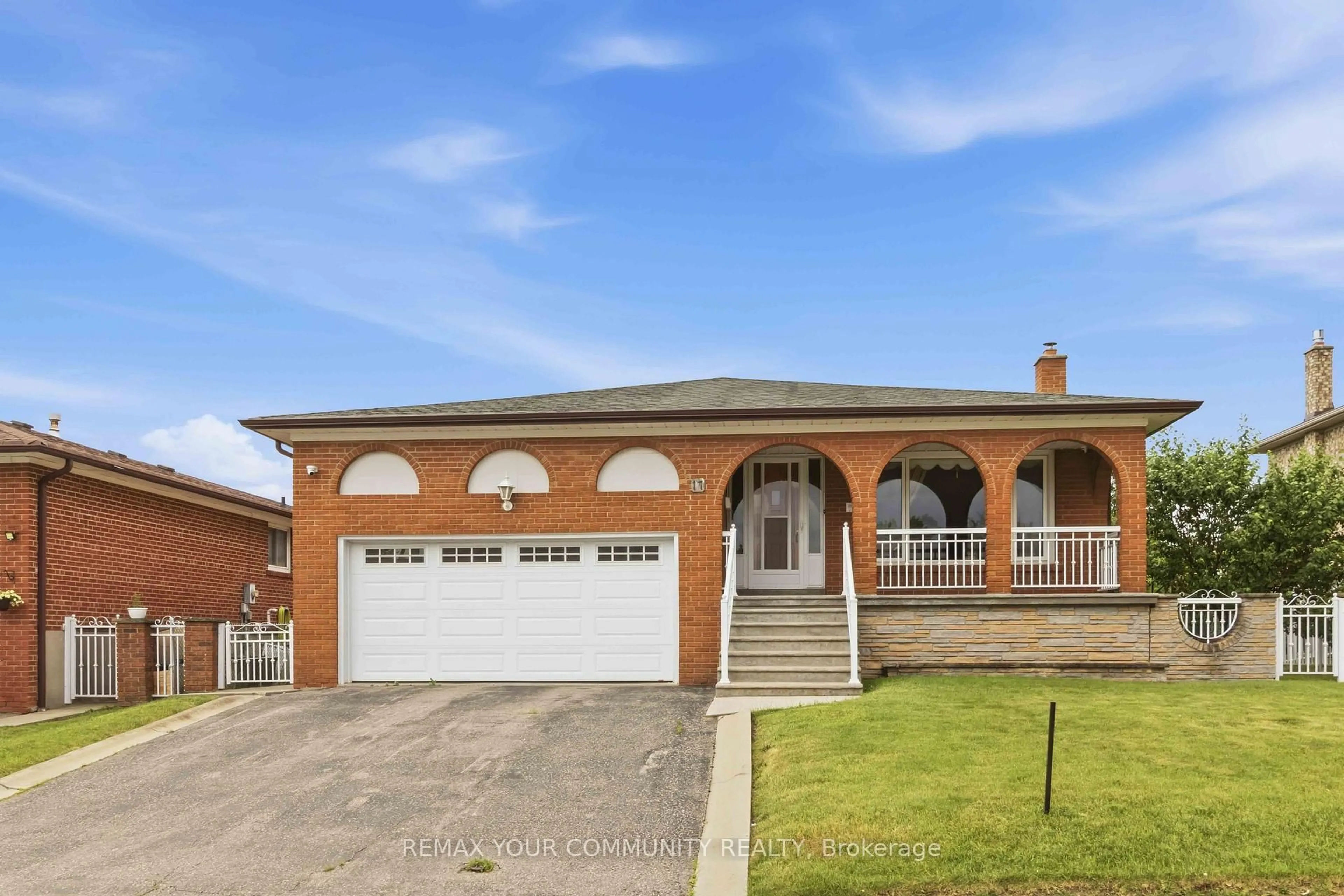Home with brick exterior material, street for 17 Harris Cres, Vaughan Ontario L4L 1R7