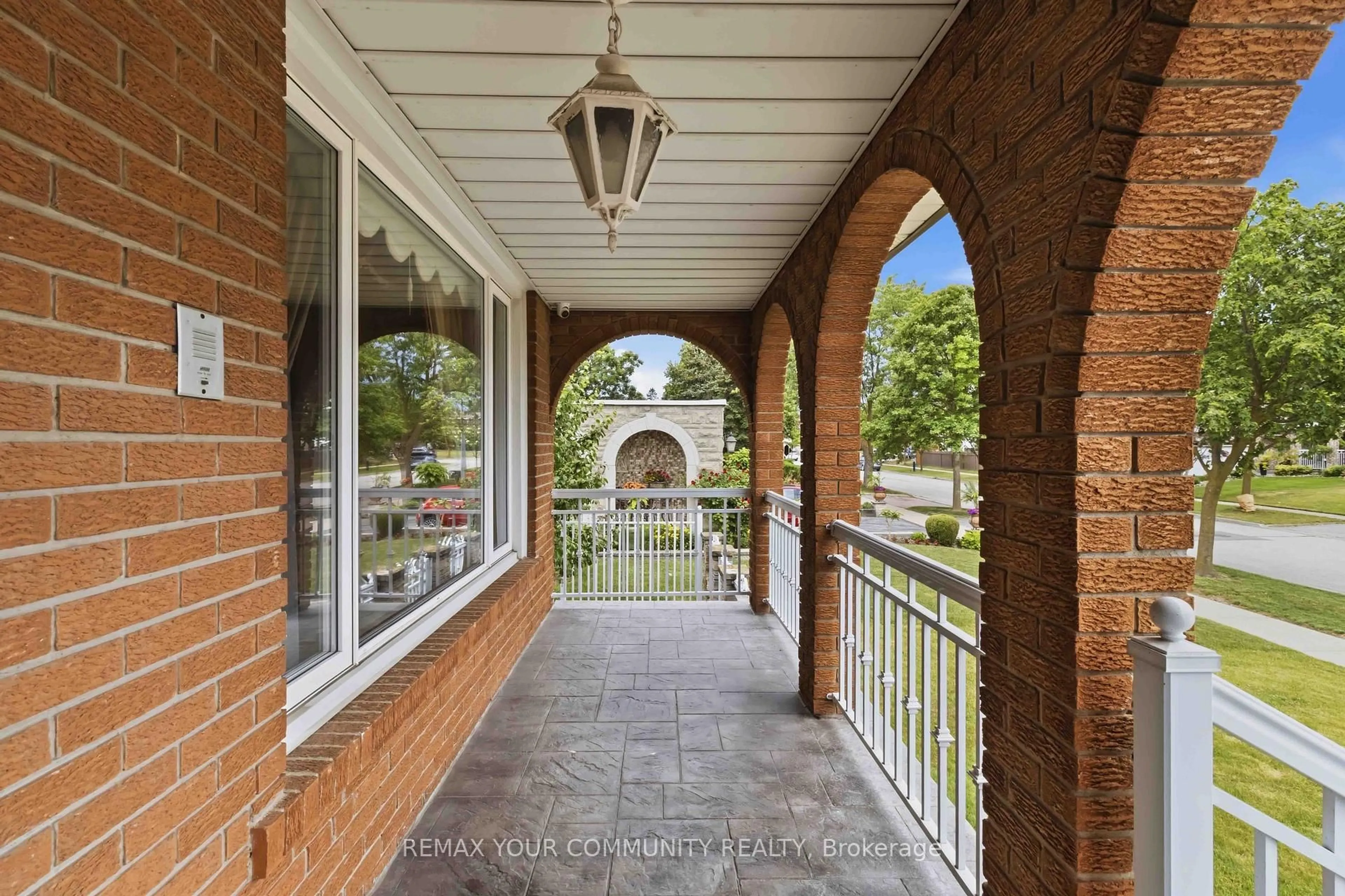 Patio, street for 17 Harris Cres, Vaughan Ontario L4L 1R7