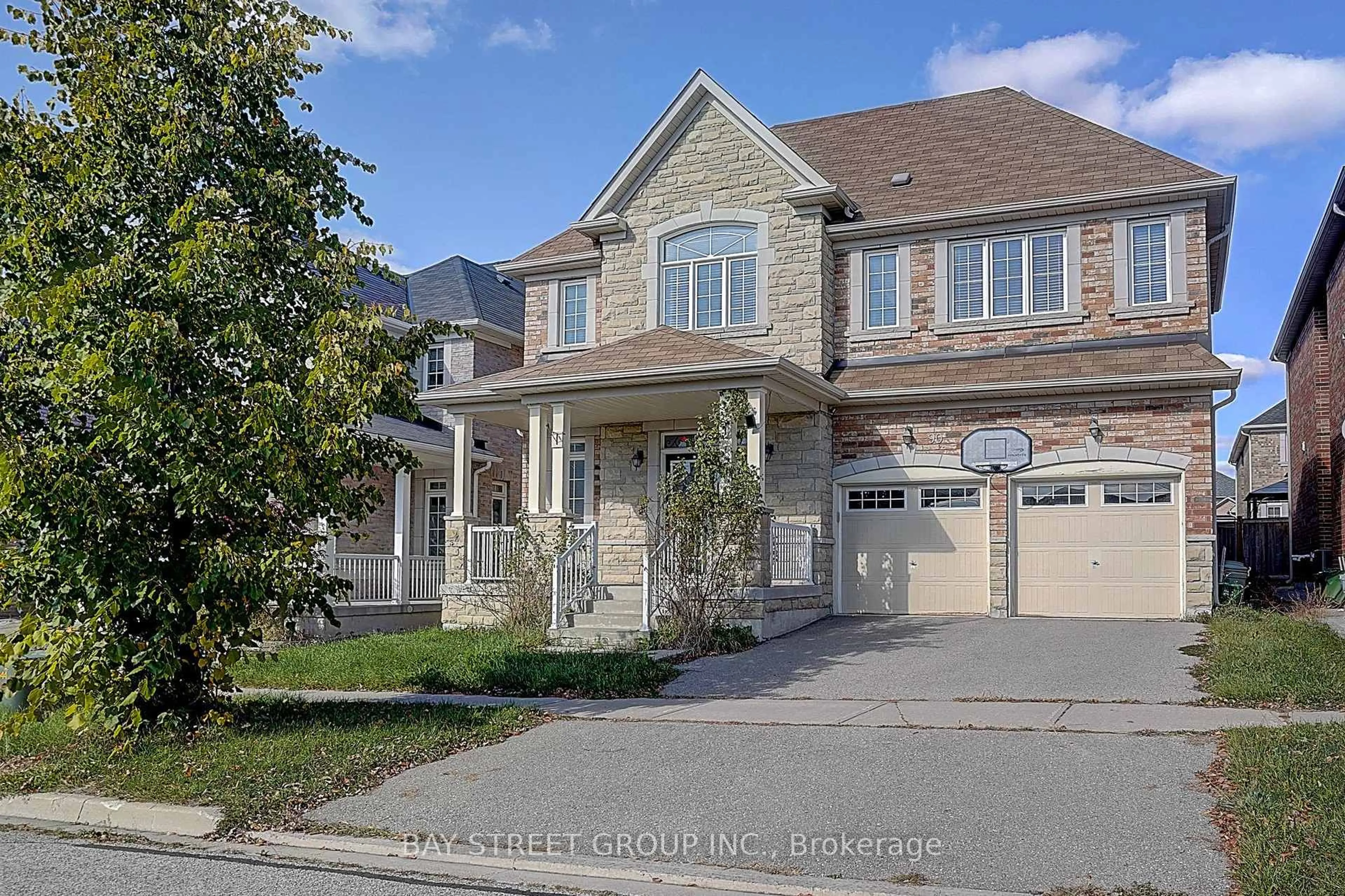 Home with brick exterior material, street for 90 Gable Ave, Markham Ontario L6C 2W6