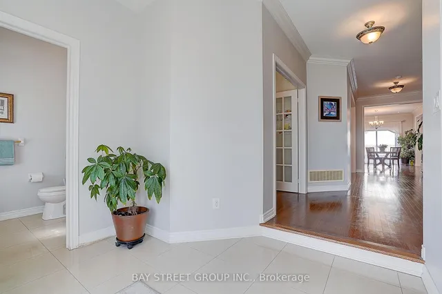 90 Gable Ave, Markham 5