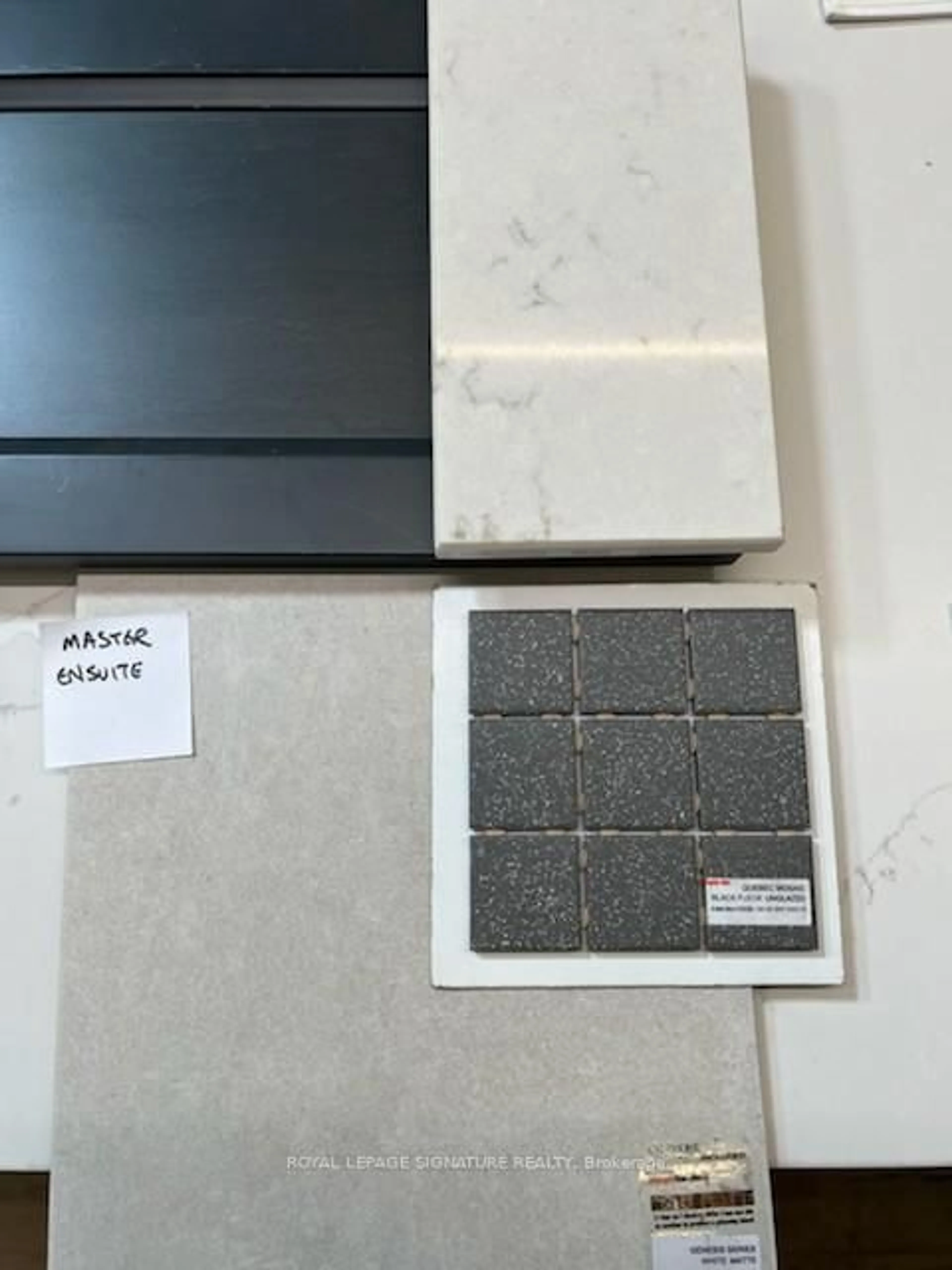 A pic of a room for 23 Essence Lane, Markham Ontario L6C 2R3
