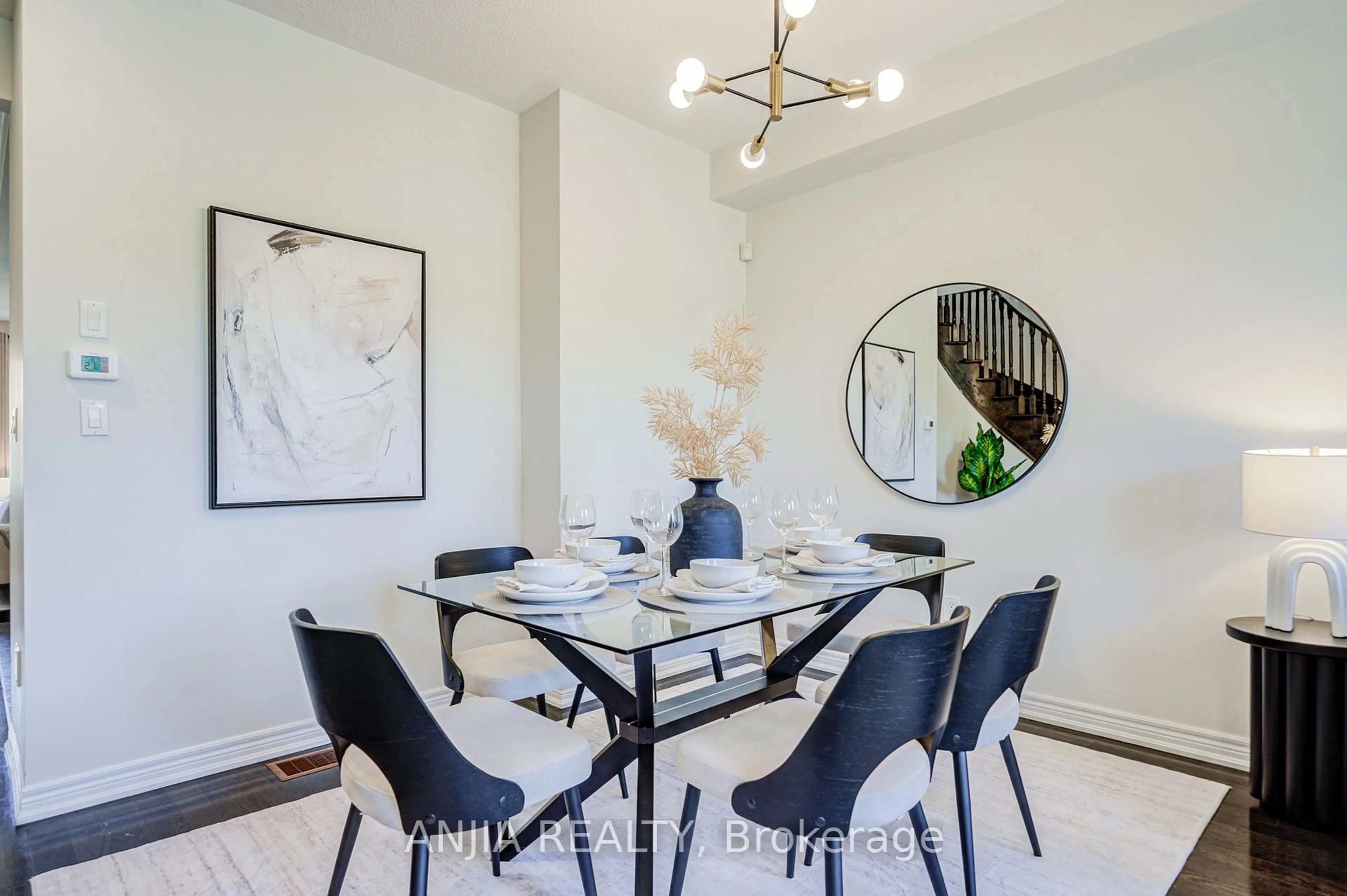 Dining room, ceramic/tile floor for 110 Betty Roman Blvd, Markham Ontario L6C 0C8