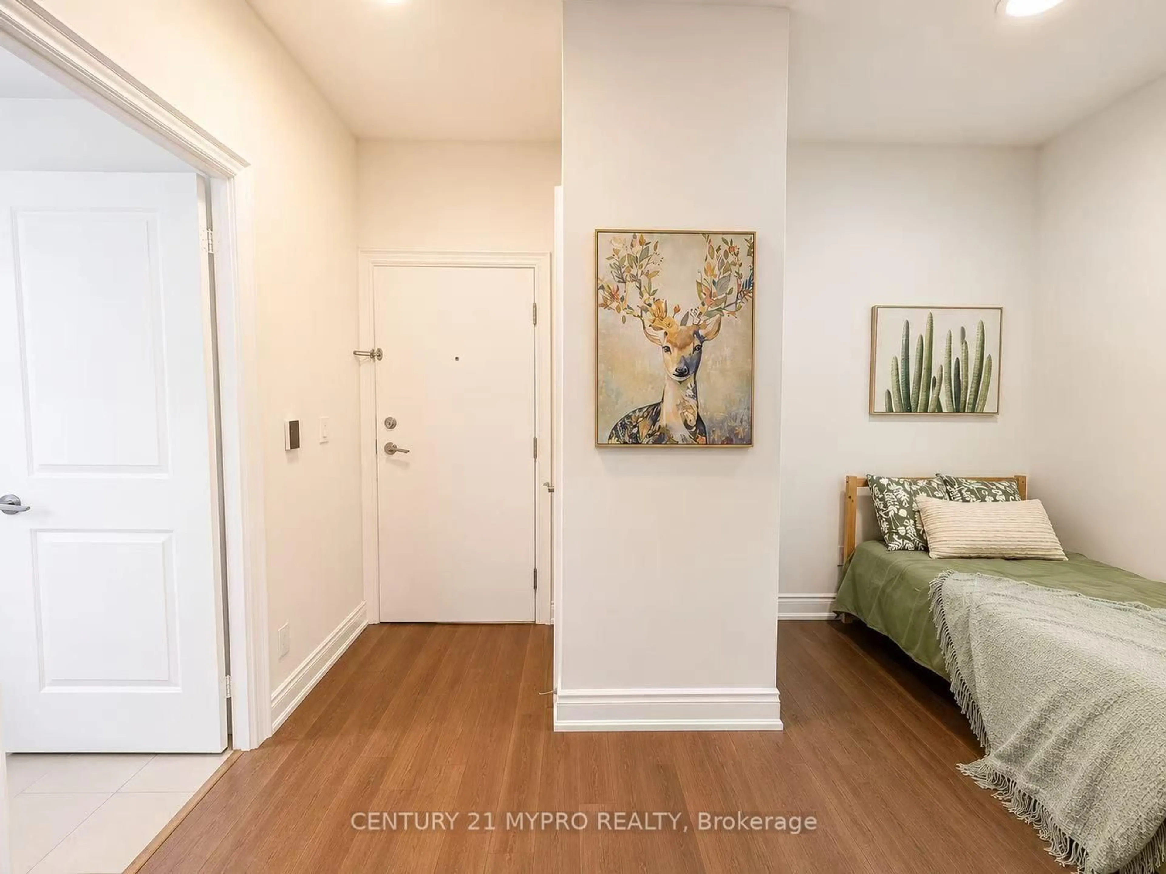 Indoor entryway for 99 South Town Centre Blvd #617, Markham Ontario L6G 0C5