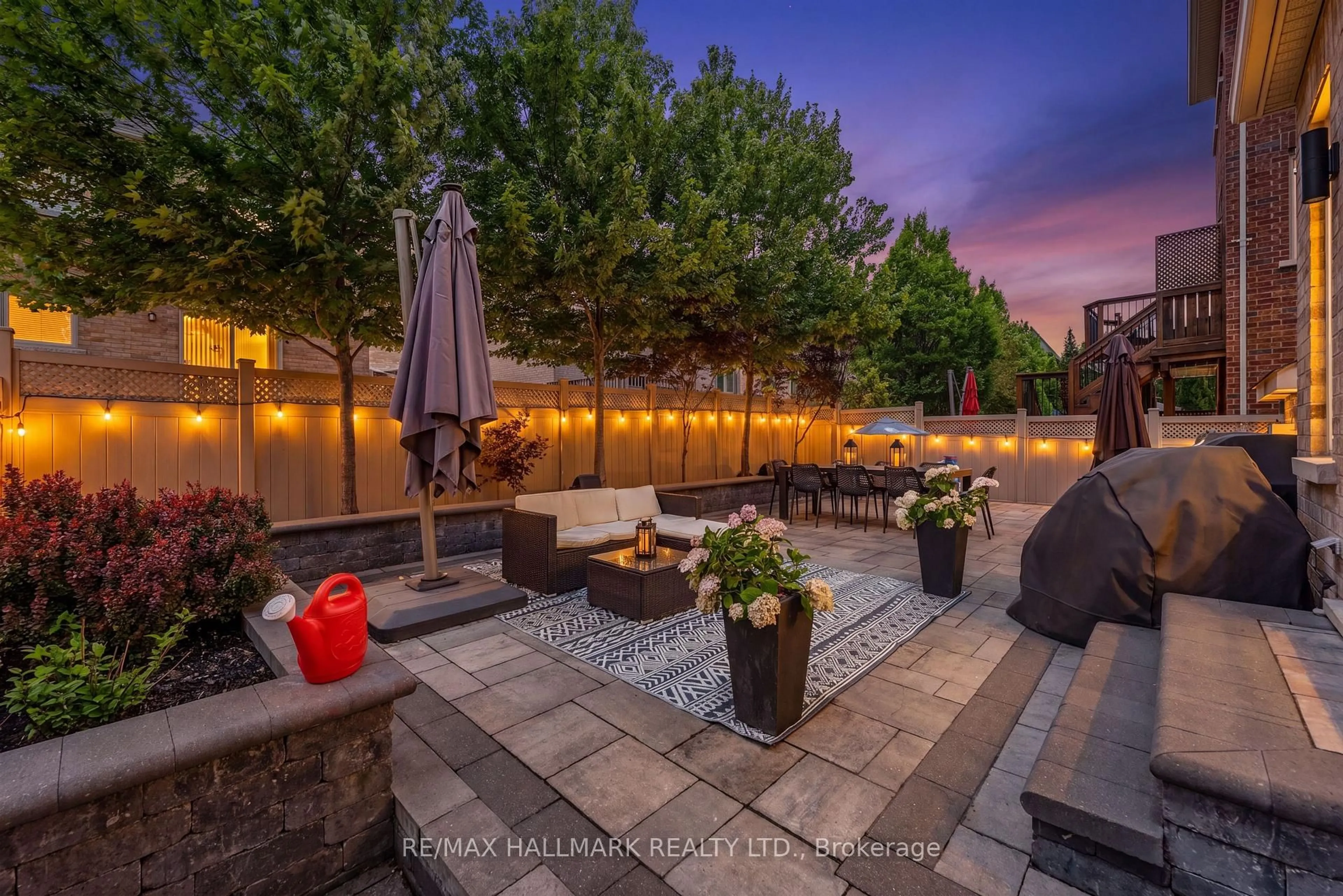 Patio, street for 42 Yarden Dr, Vaughan Ontario L6A 0W5
