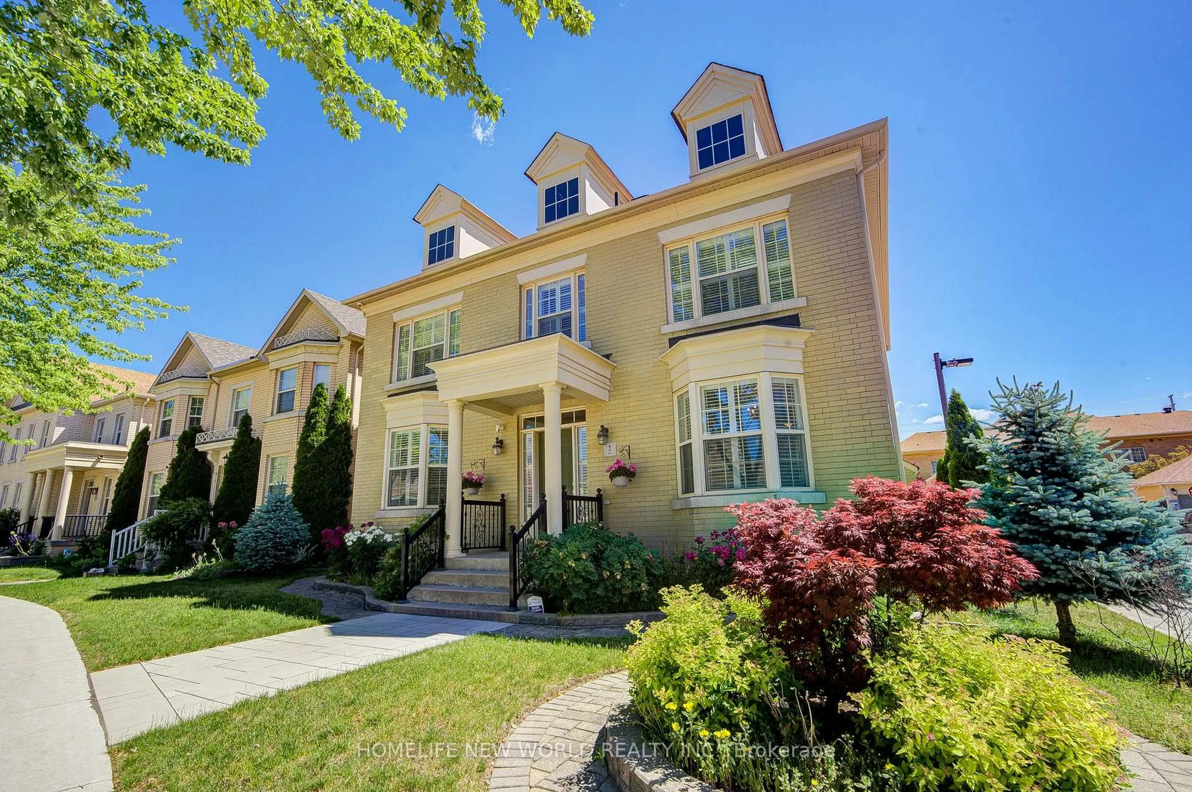 Home with brick exterior material, street for 5 Bonheur Rd, Markham Ontario L6C 0A4