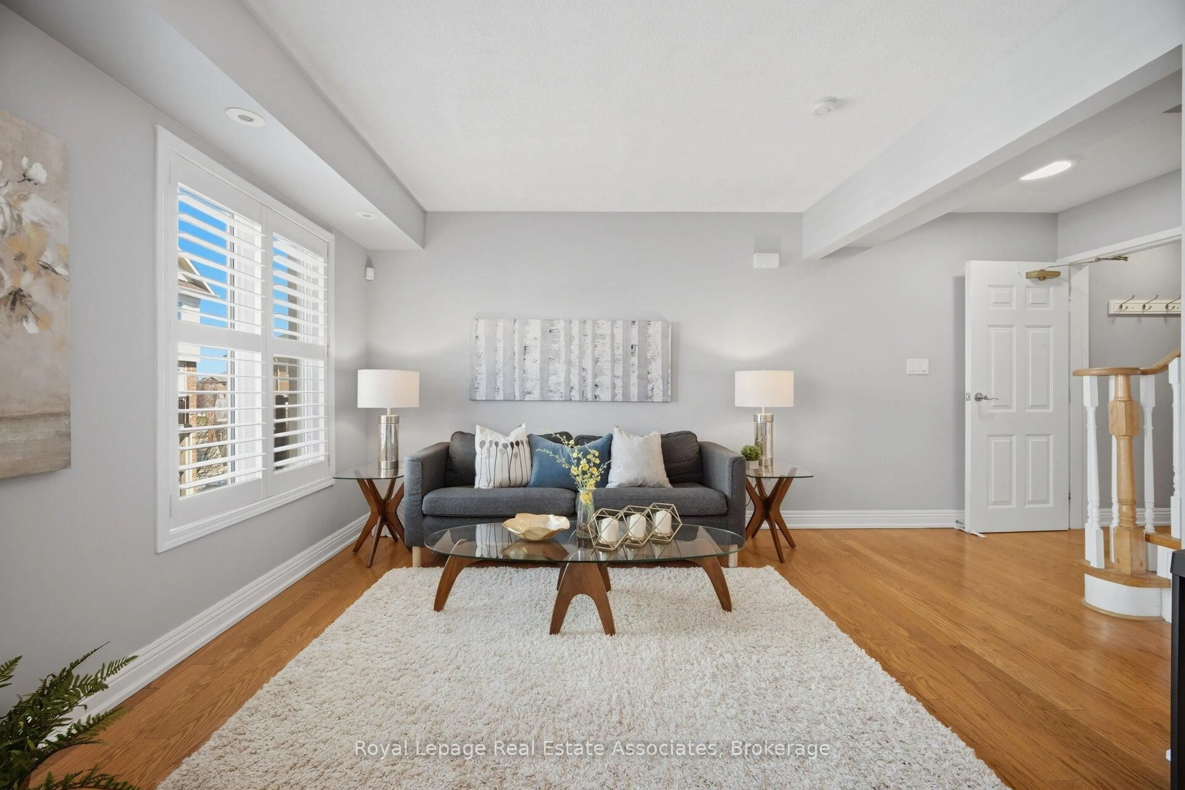 Living room with furniture, unknown for 192 Louisbourg Way, Markham Ontario L6E 0C2