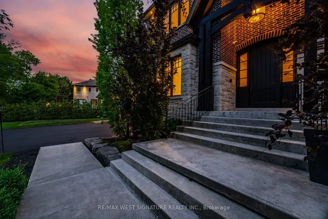 76 Lynwood Cres, King 5