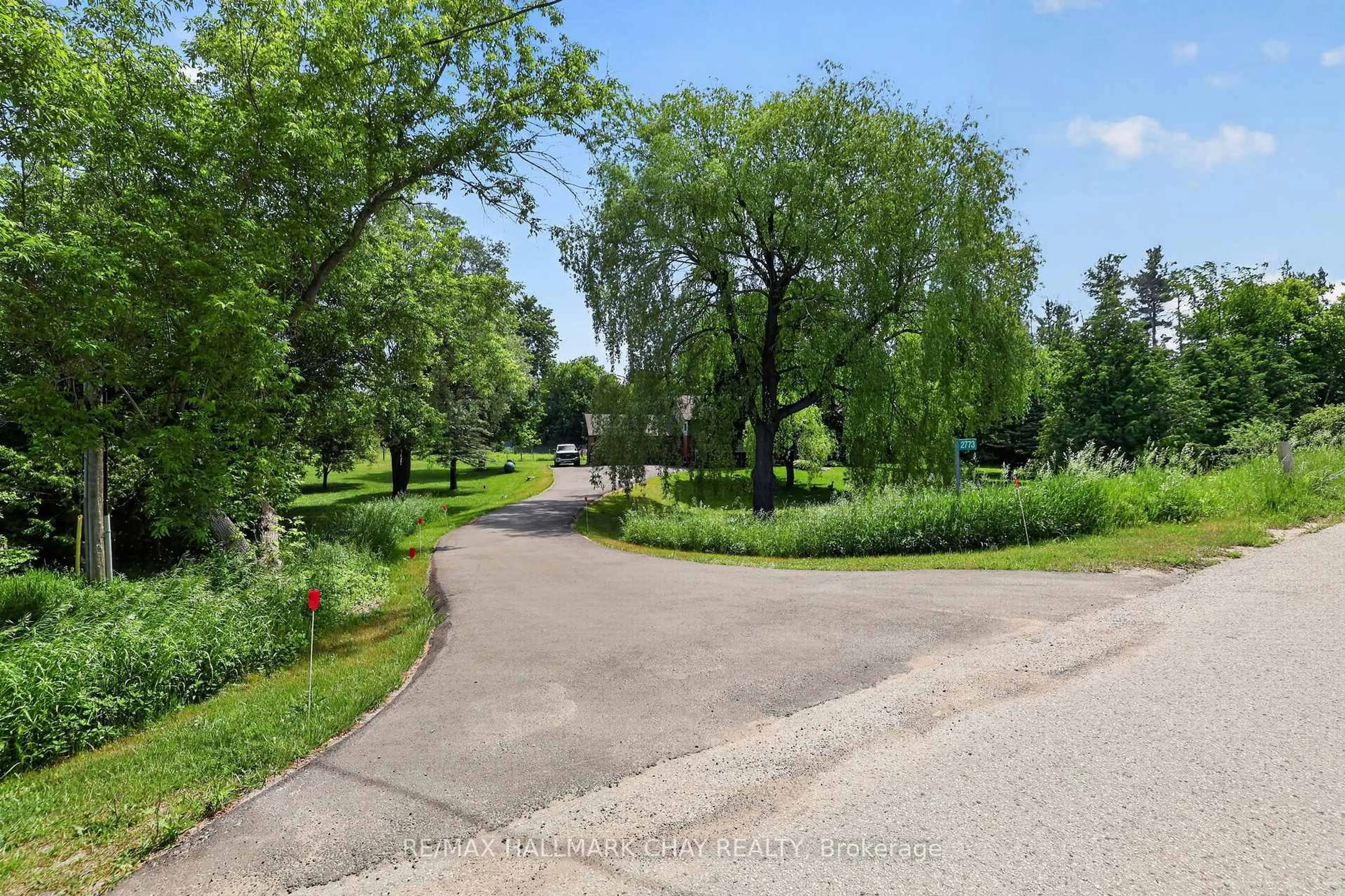 A pic from outside/outdoor area/front of a property/back of a property/a pic from drone, street for 2773 Concession Rd 2, Adjala-Tosorontio Ontario L0N 1P0