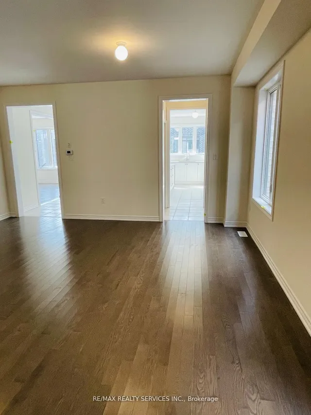 169 Wesmina Ave, Whitchurch-Stouffville 4