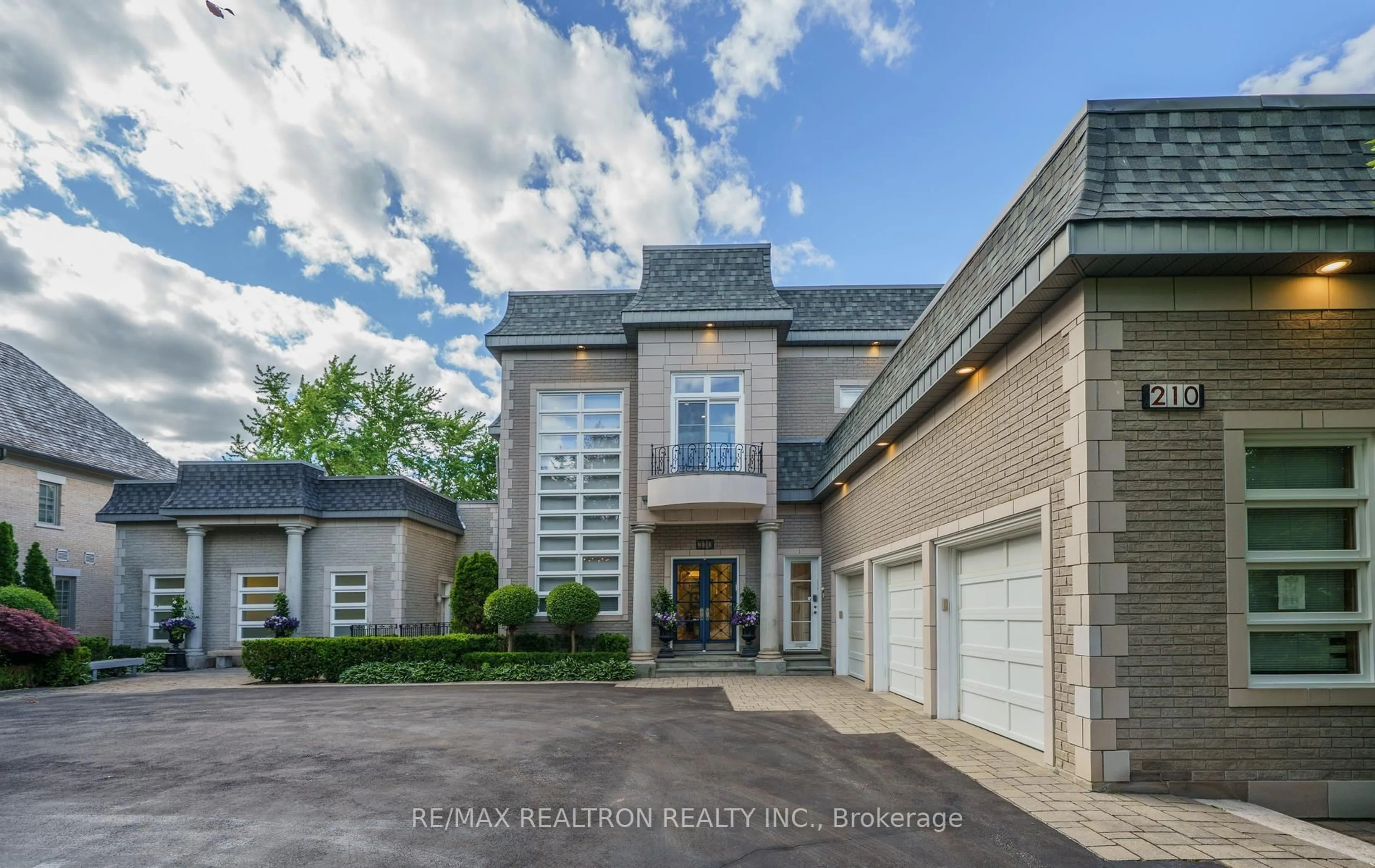 Home with brick exterior material, unknown for 210 Arnold Ave, Vaughan Ontario L4J 1B9