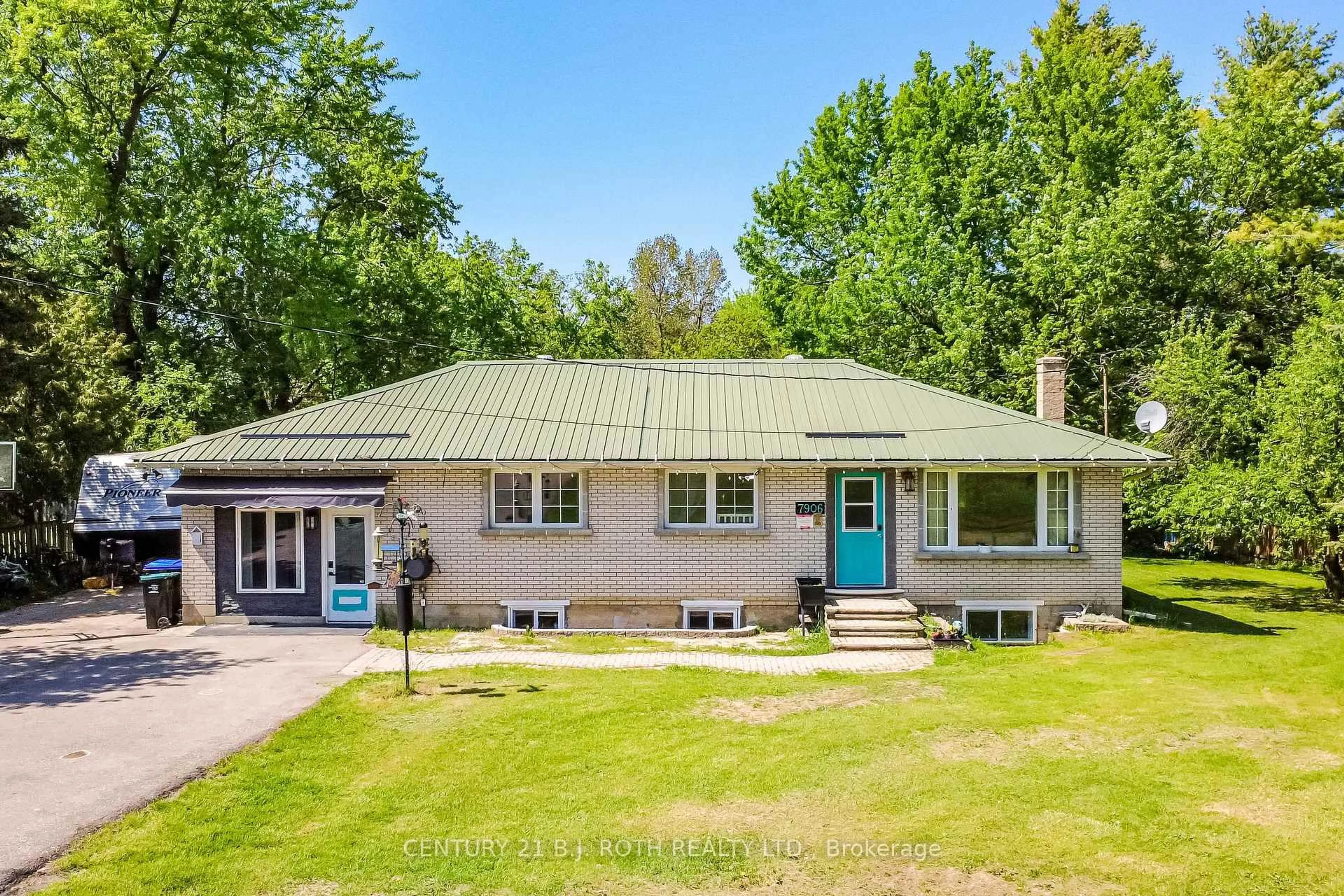 Unknown for 7906 Main St, Adjala-Tosorontio Ontario L0M 1J0