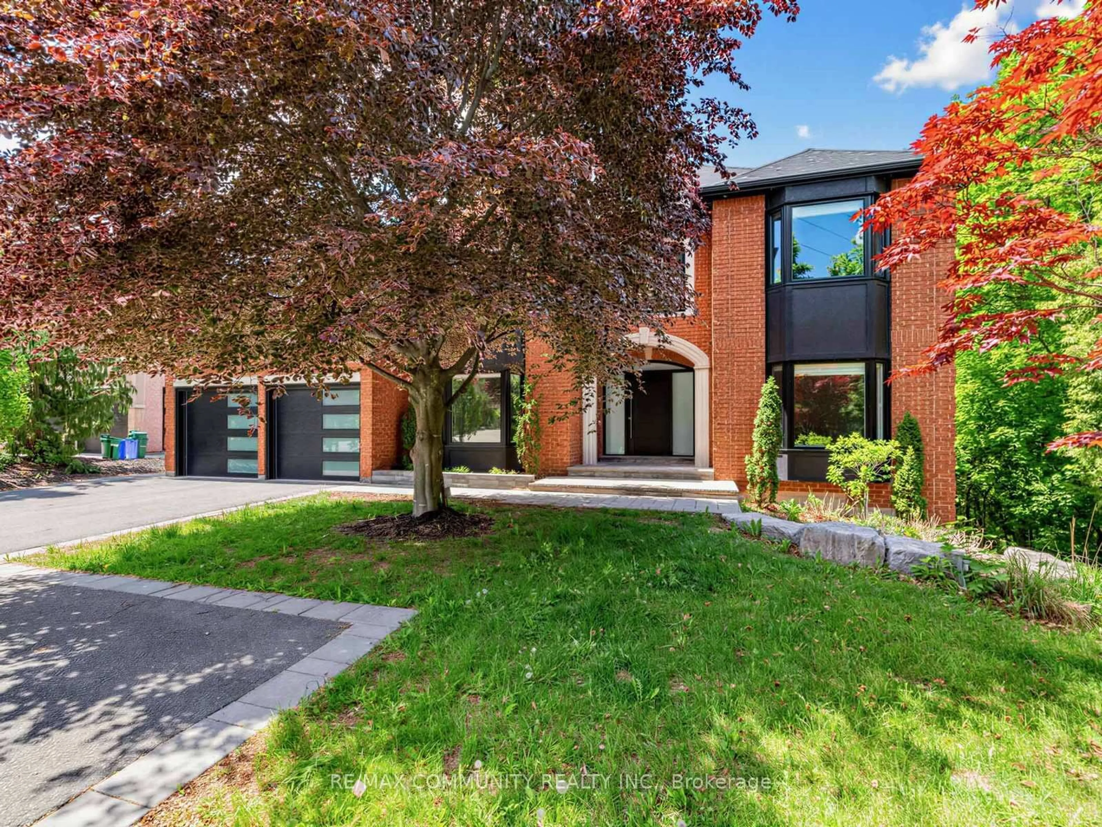 Home with brick exterior material, street for 806 Clarence St, Vaughan Ontario L4L 8V2