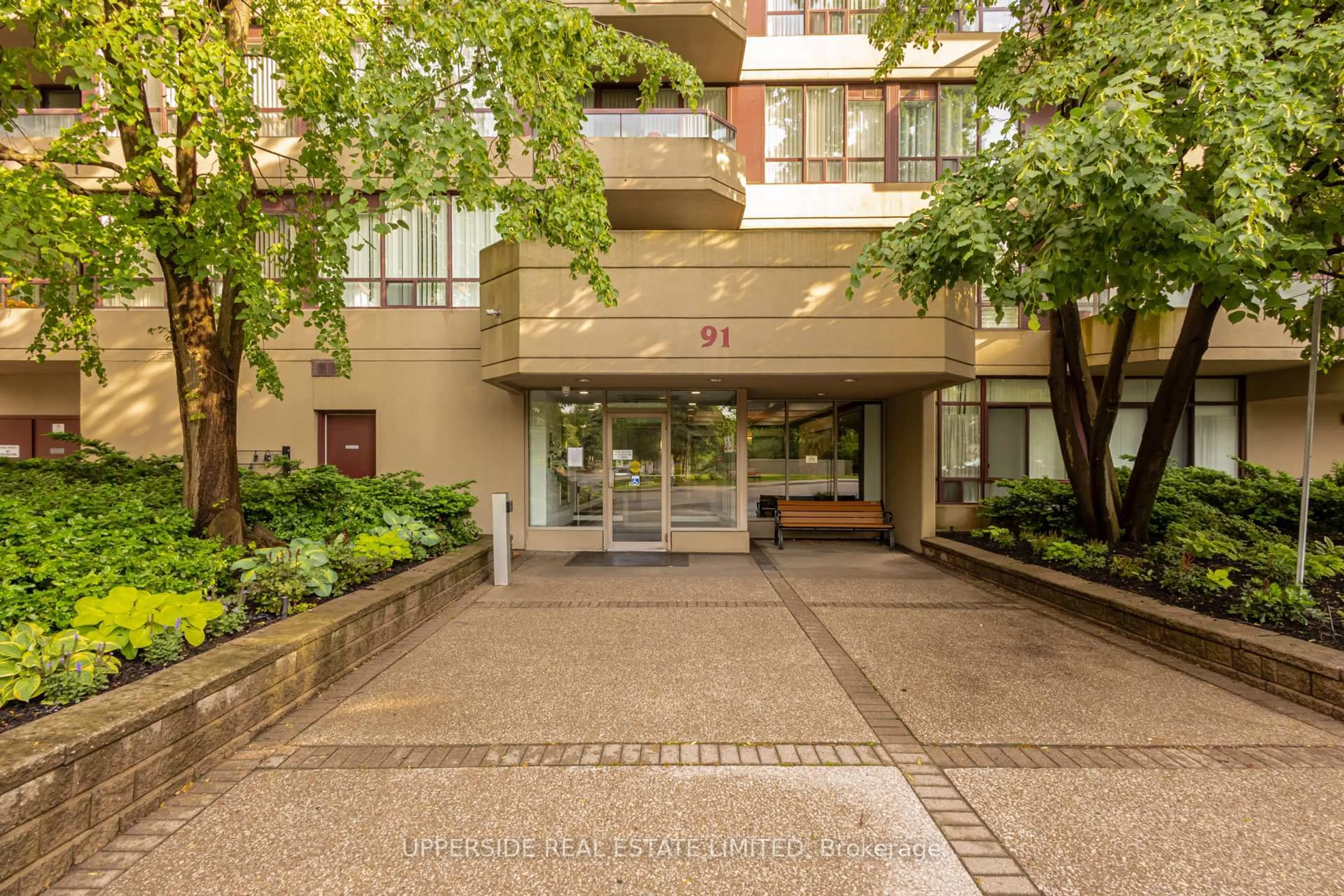 Unknown for 91 Townsgate Dr #1204, Vaughan Ontario L4J 8E8