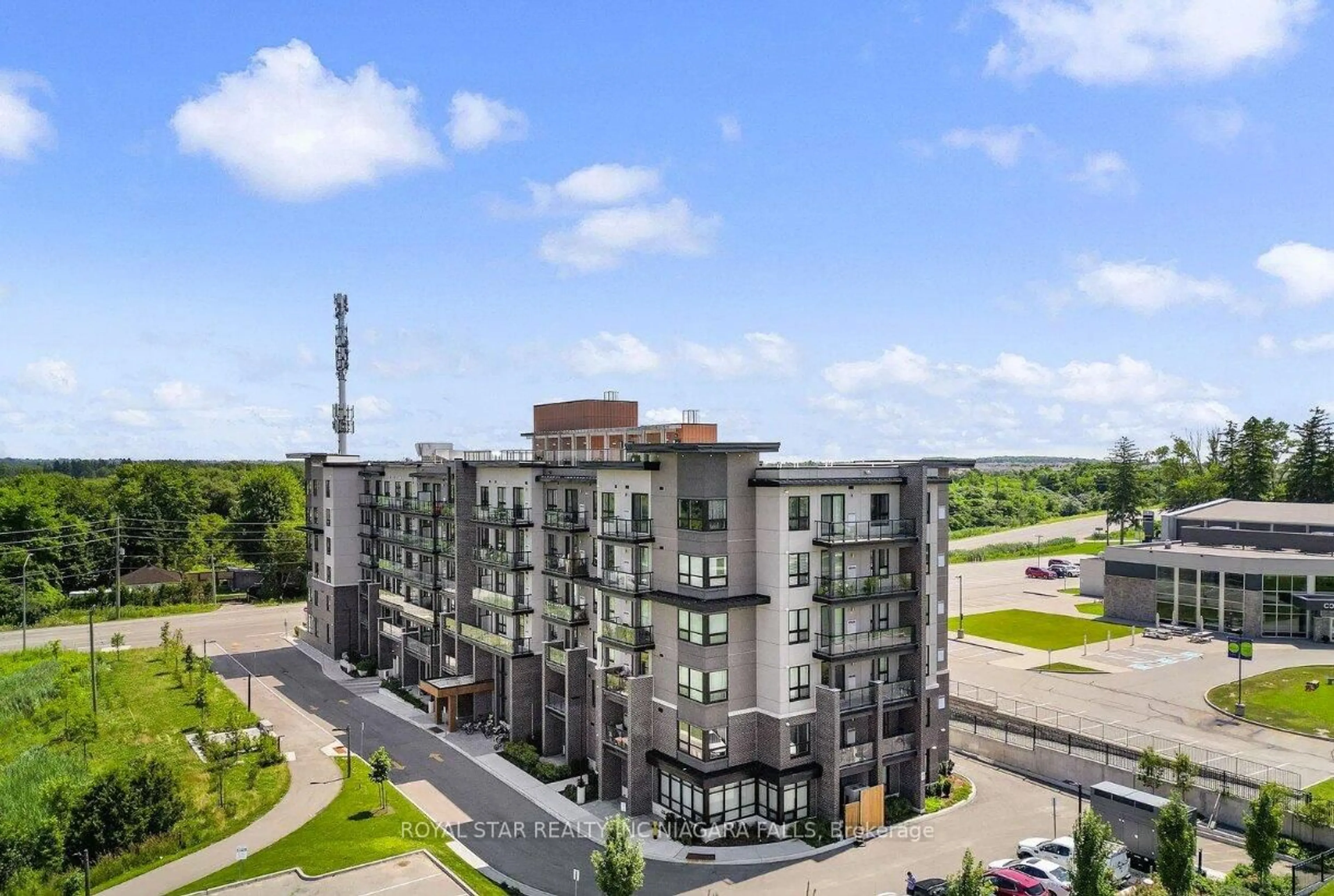 A pic from outside/outdoor area/front of a property/back of a property/a pic from drone, building for 9700 Ninth Line #216, Markham Ontario L6B 1A8