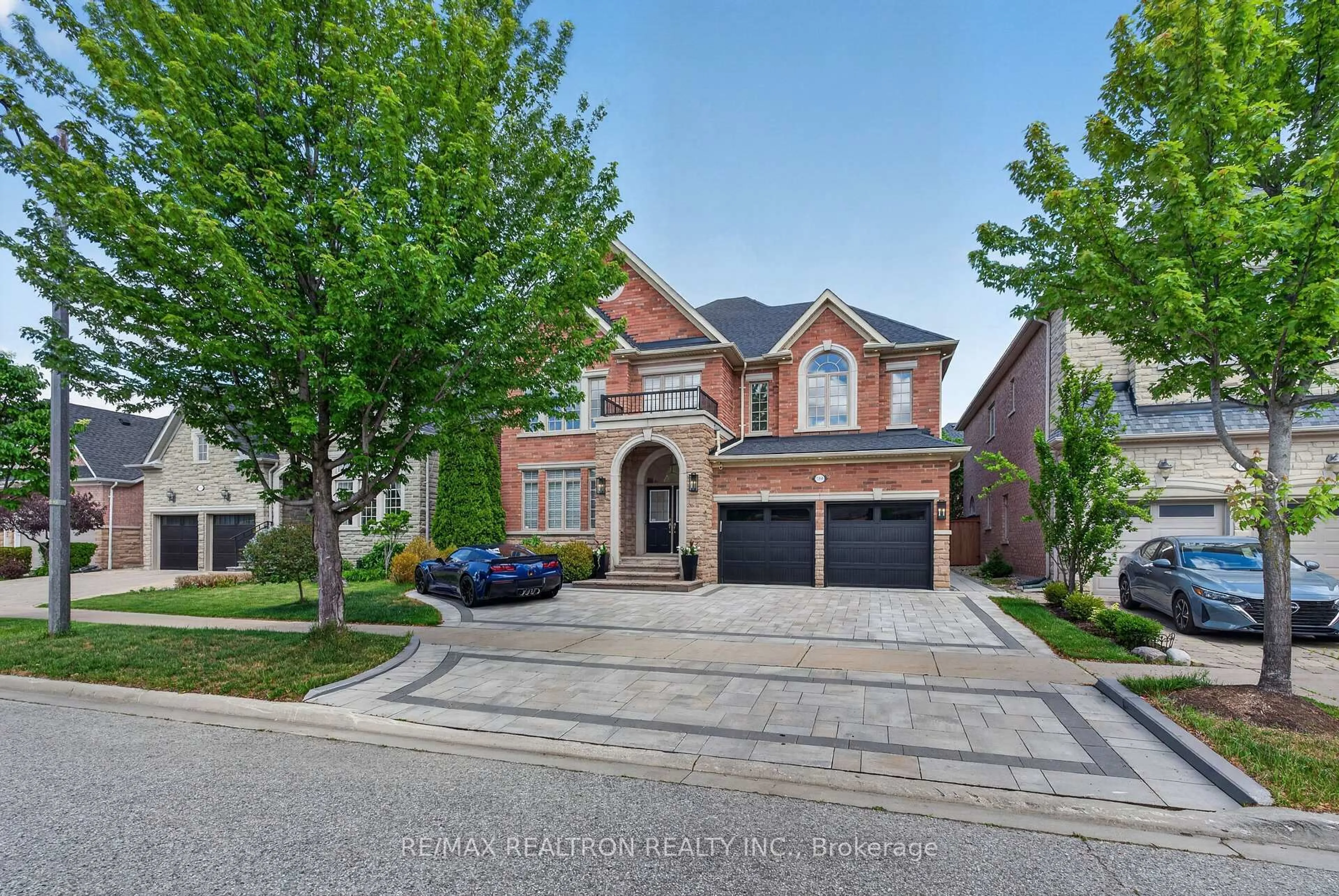 Home with brick exterior material, street for 189 Cook's Mill Cres, Vaughan Ontario L6A 0K8