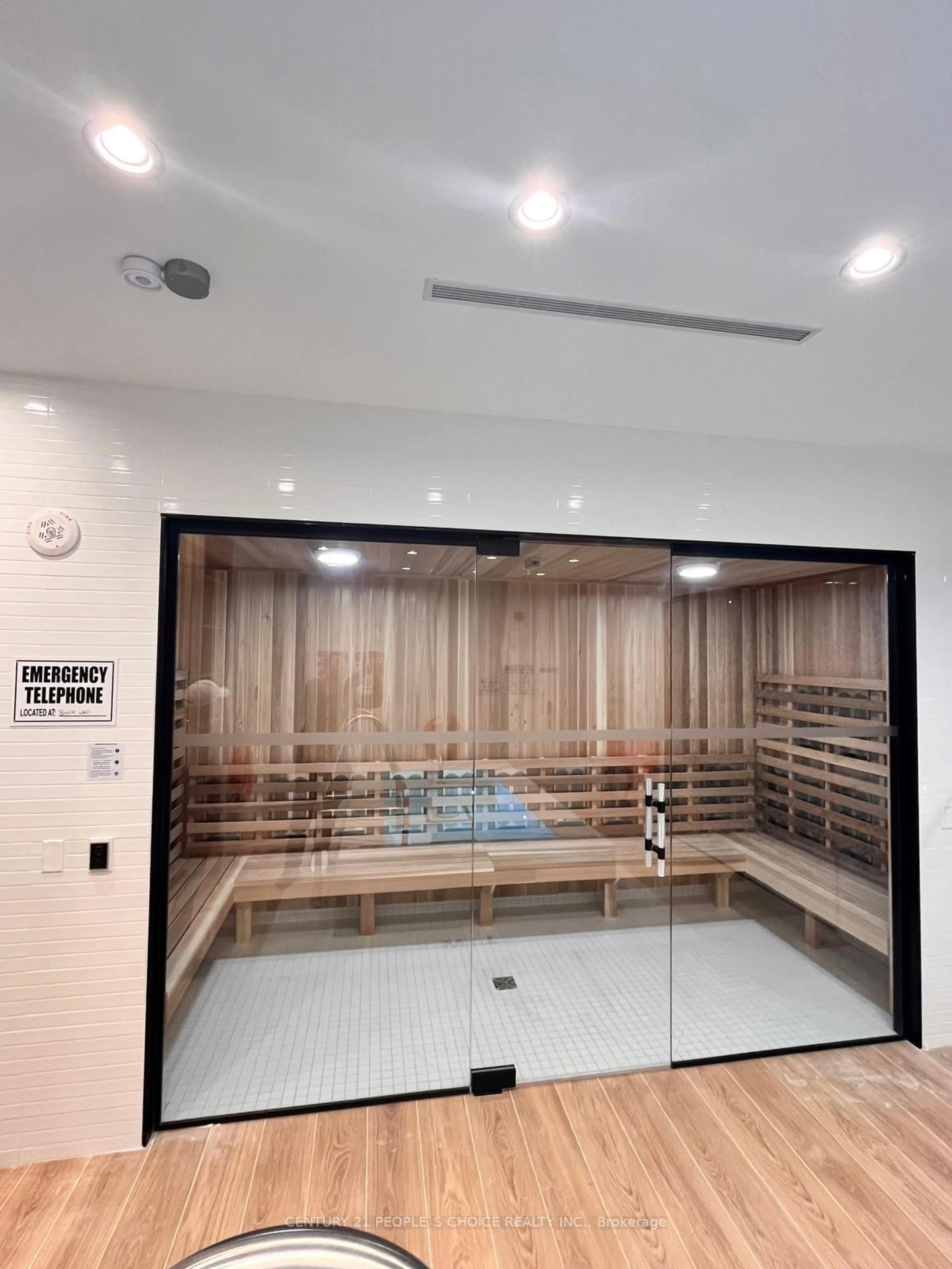 Indoor foyer for 474 Caldari Rd #2510, Vaughan Ontario L4K 0R5