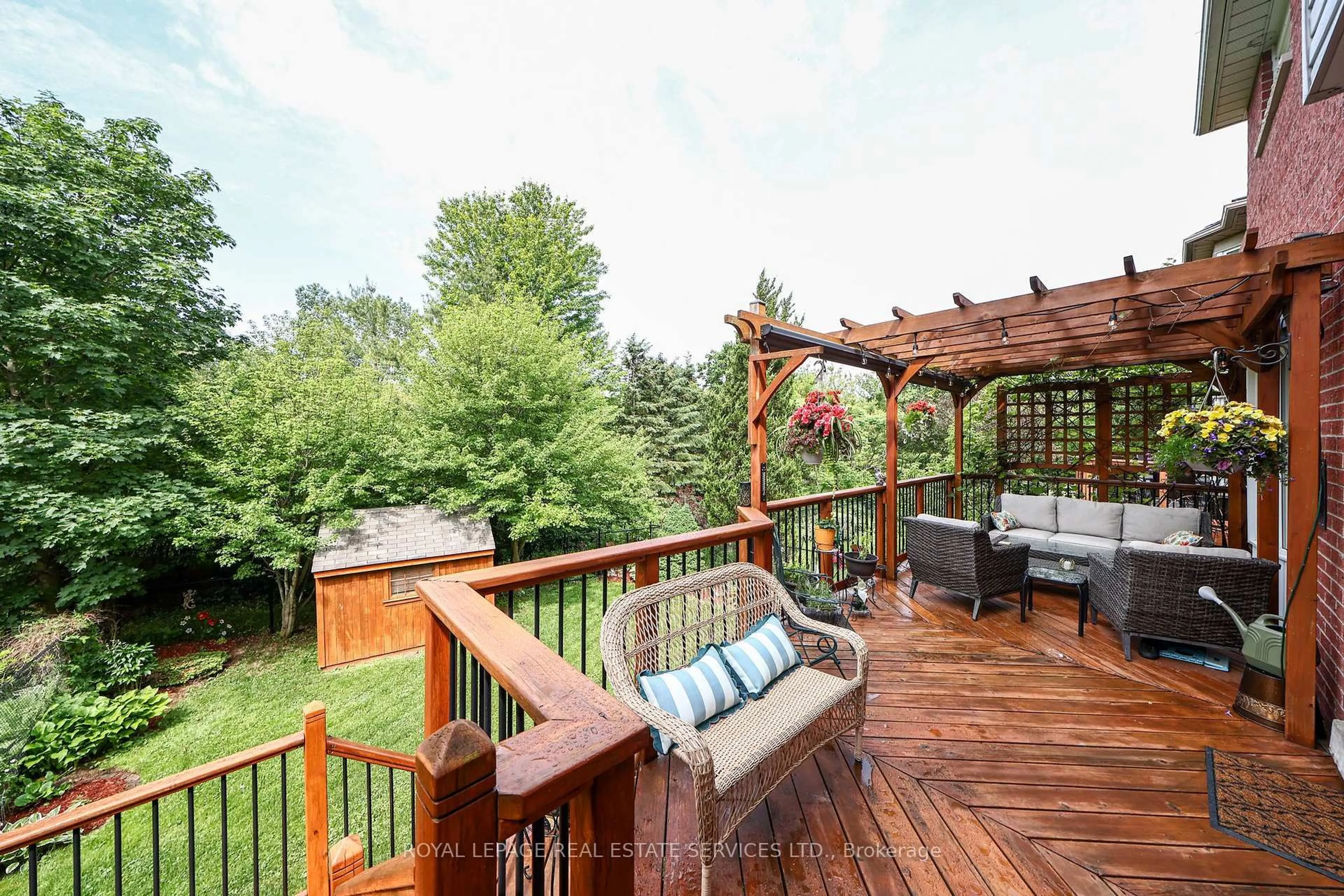 Patio, water/lake/river/ocean view for 10 Sandway Cres, Vaughan Ontario L6A 2M1