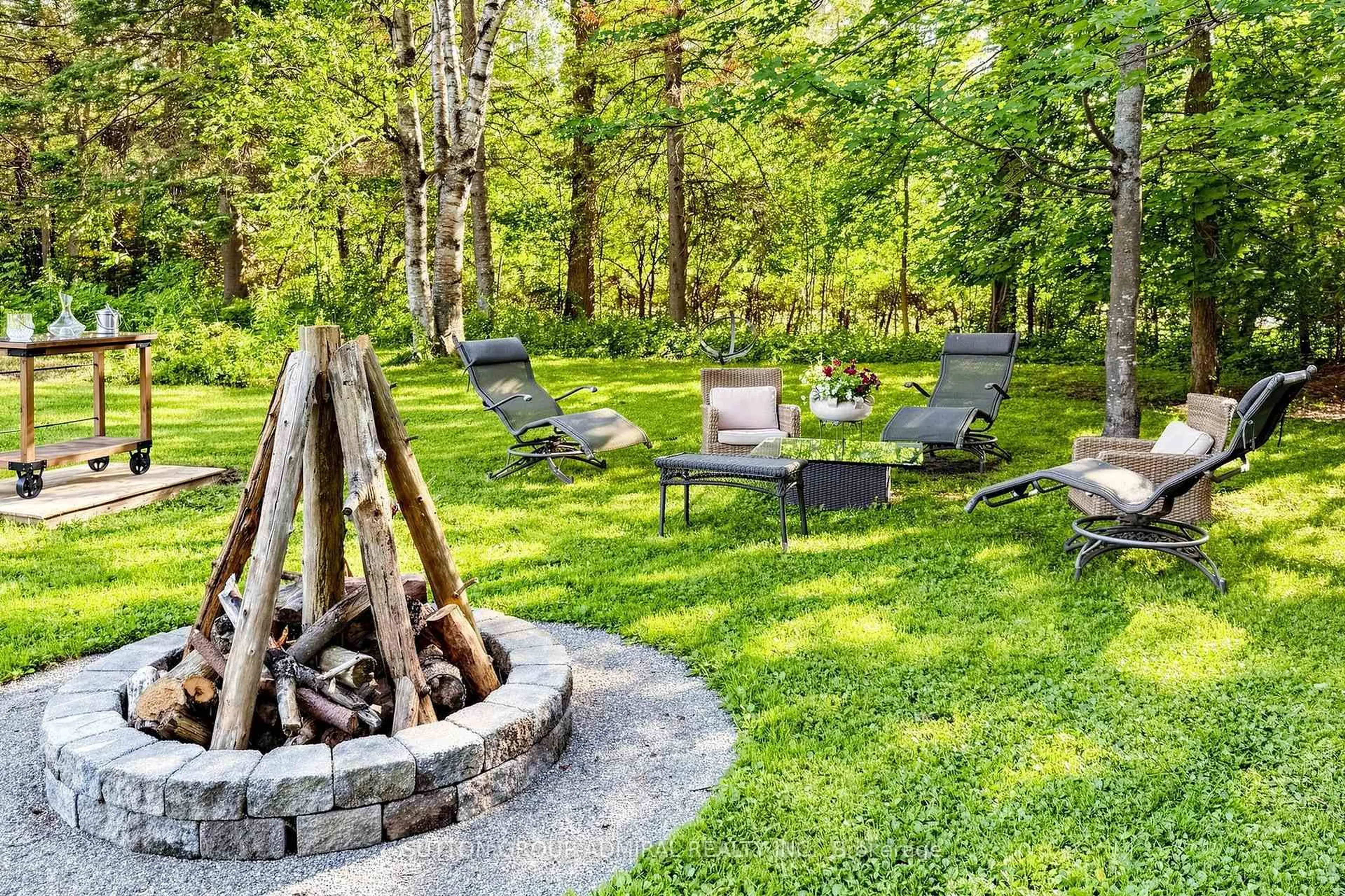 Patio, forest/trees view for 49 Klimek Blvd, Georgina Ontario L0E 1N0