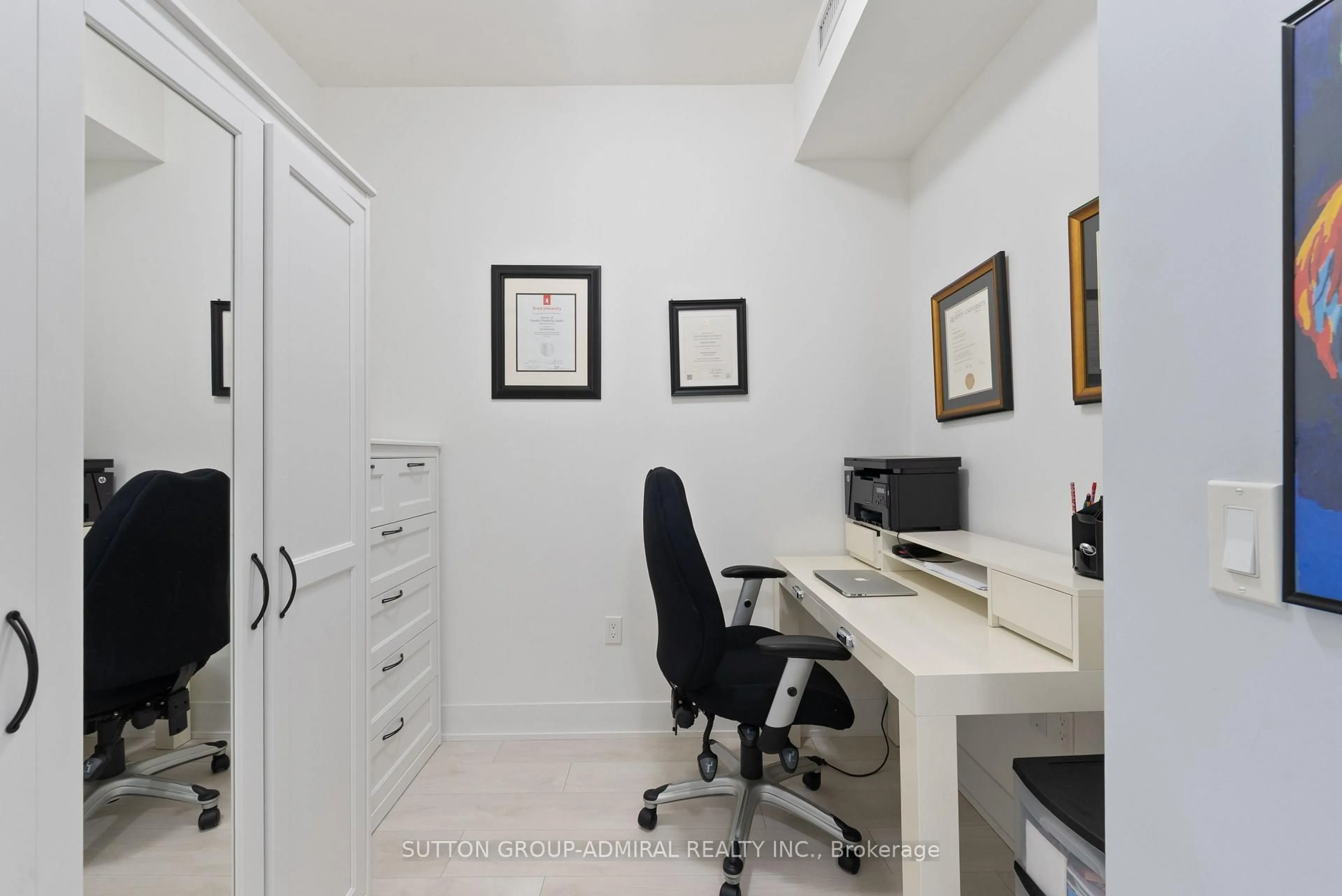 A pic of a room for 2916 Highway 7 #1104, Vaughan Ontario L4K 0K6