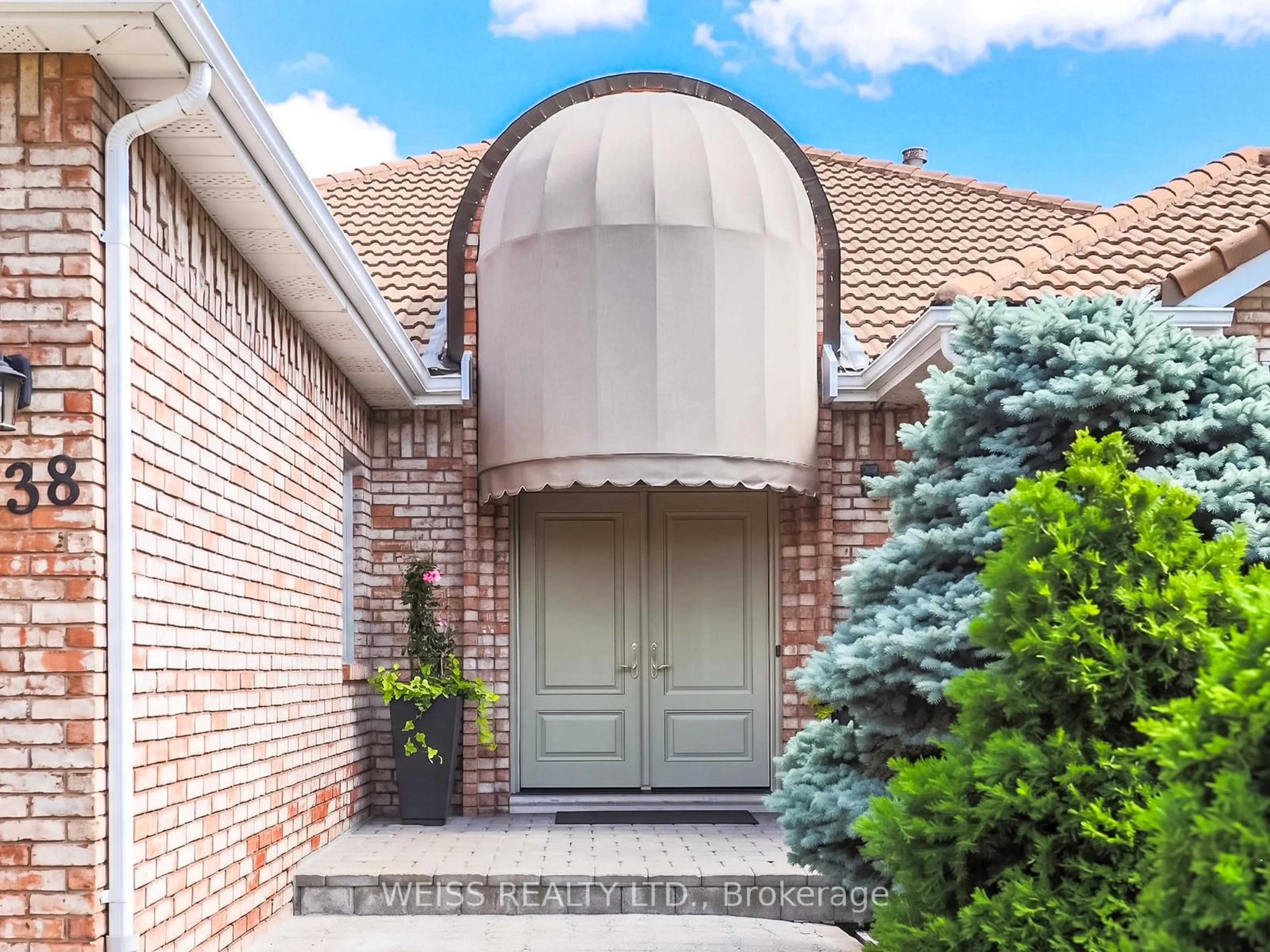 Home with brick exterior material, street for 238 Bourbon St, Vaughan Ontario L4L 6Z2