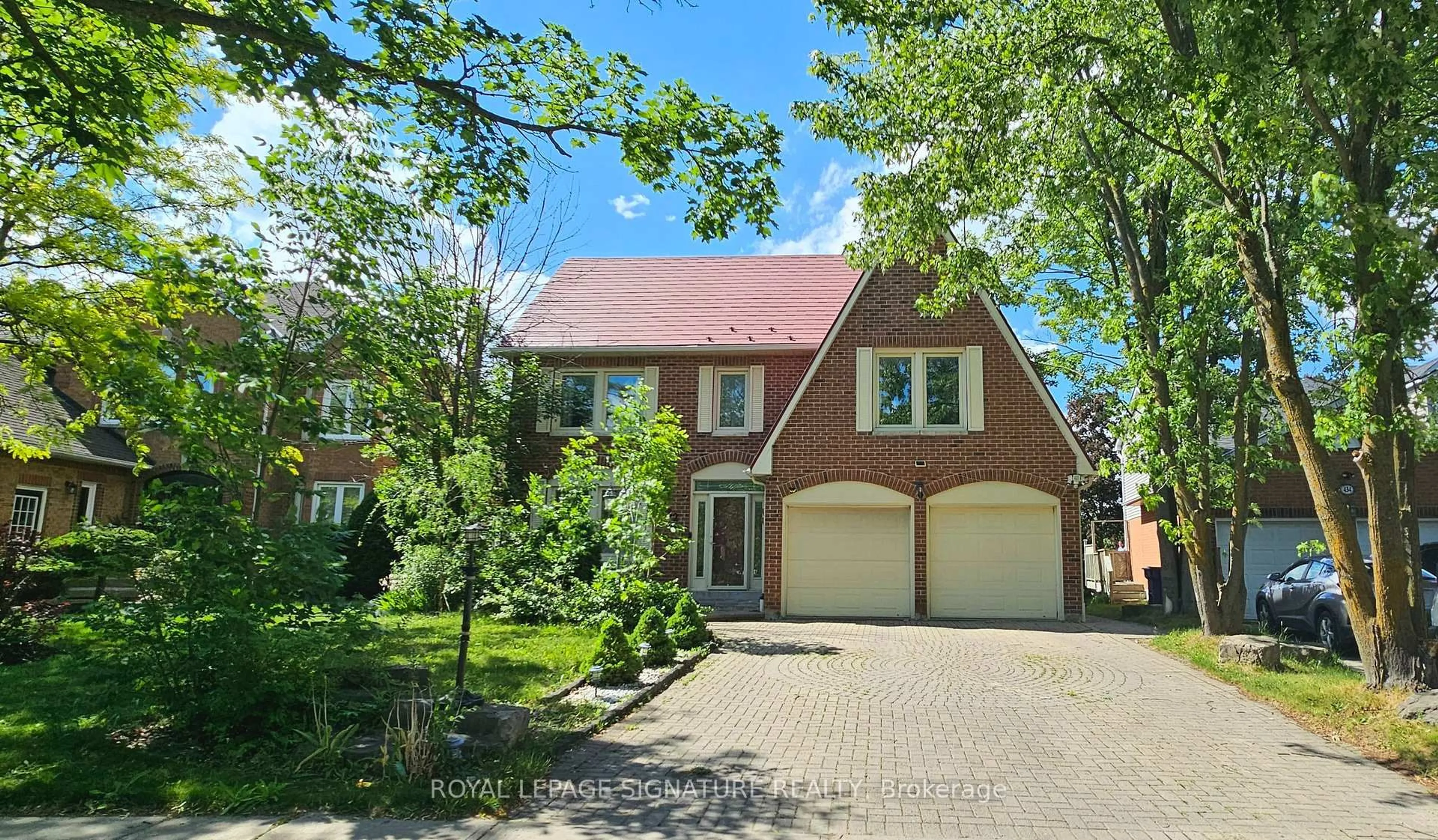 Home with brick exterior material, street for 432 Alex Doner Dr, Newmarket Ontario L3X 1C5